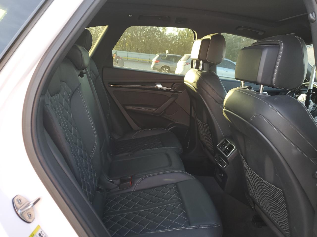 2018 Audi Sq5 Prestige White vin: WA1C4AFY8J2242457