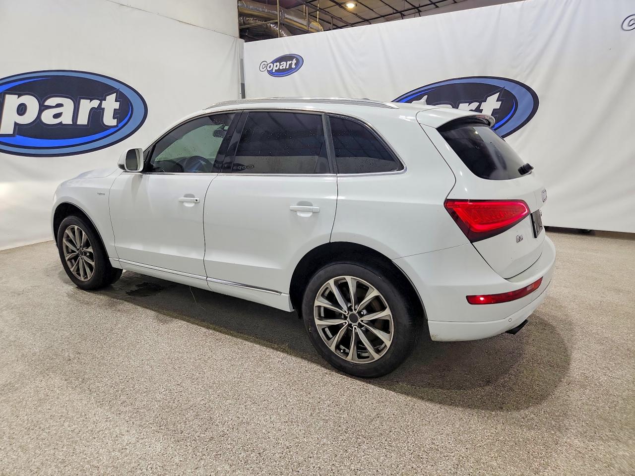 2014 Audi Q5 Premium Hybrid White vin: WA1C8AFP2EA069283