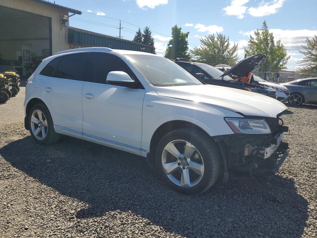 2014 Audi Q5 Premium Hybrid White vin: WA1C8AFP4EA069219