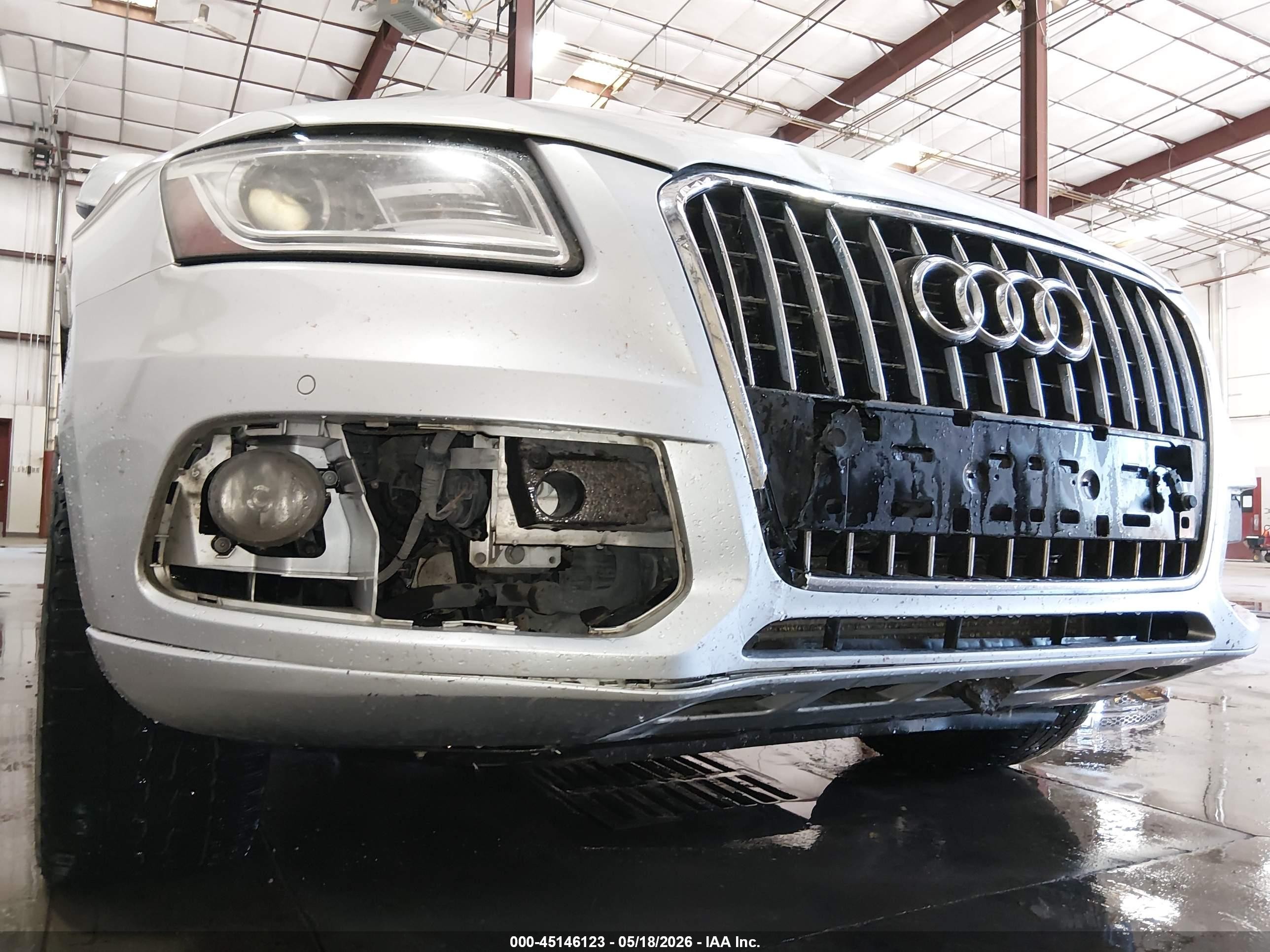2014 Audi Q5 Hybrid 2.0t Prestige Silver vin: WA1C8AFP9EA029329