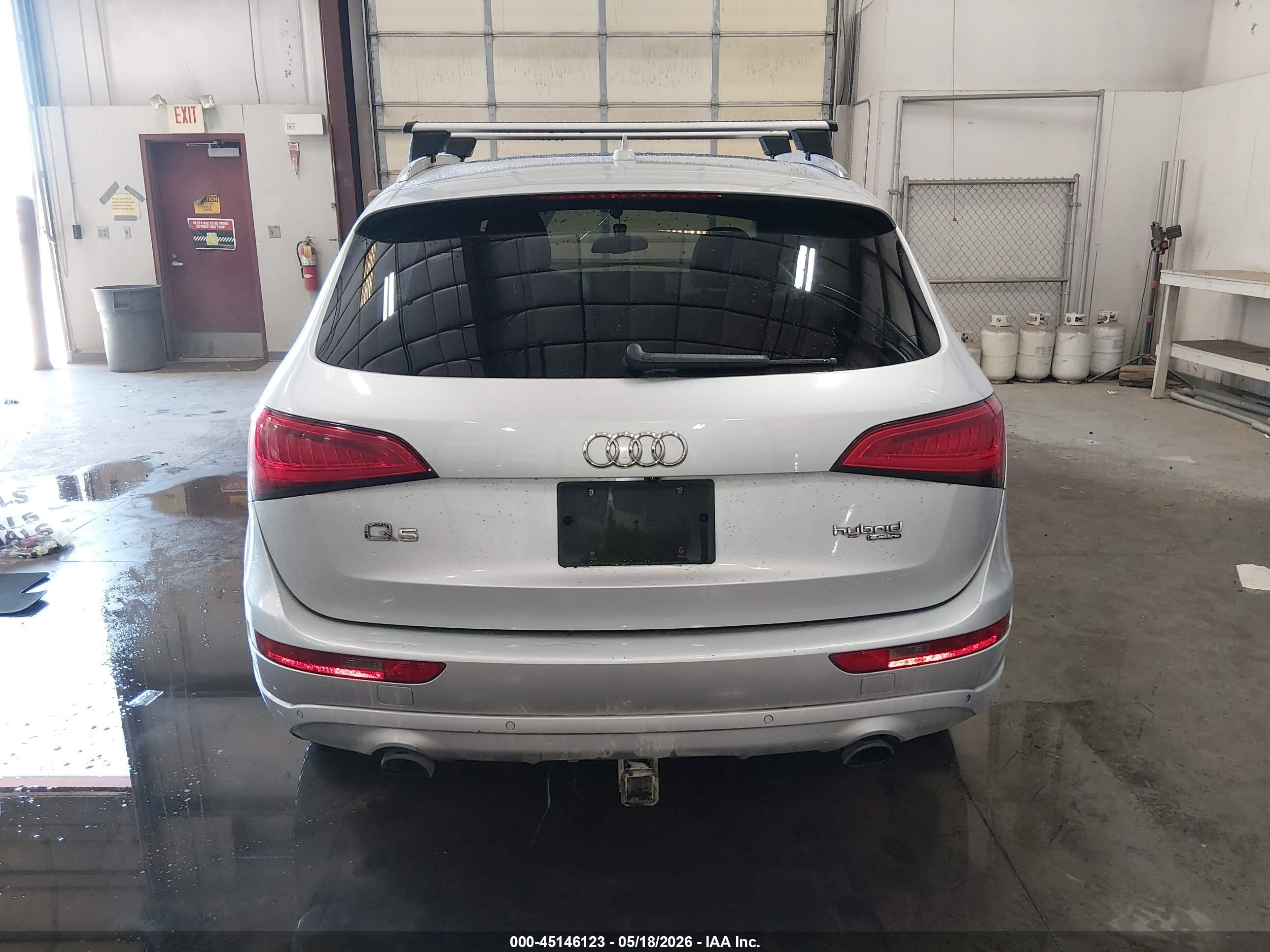 2014 Audi Q5 Hybrid 2.0t Prestige Silver vin: WA1C8AFP9EA029329