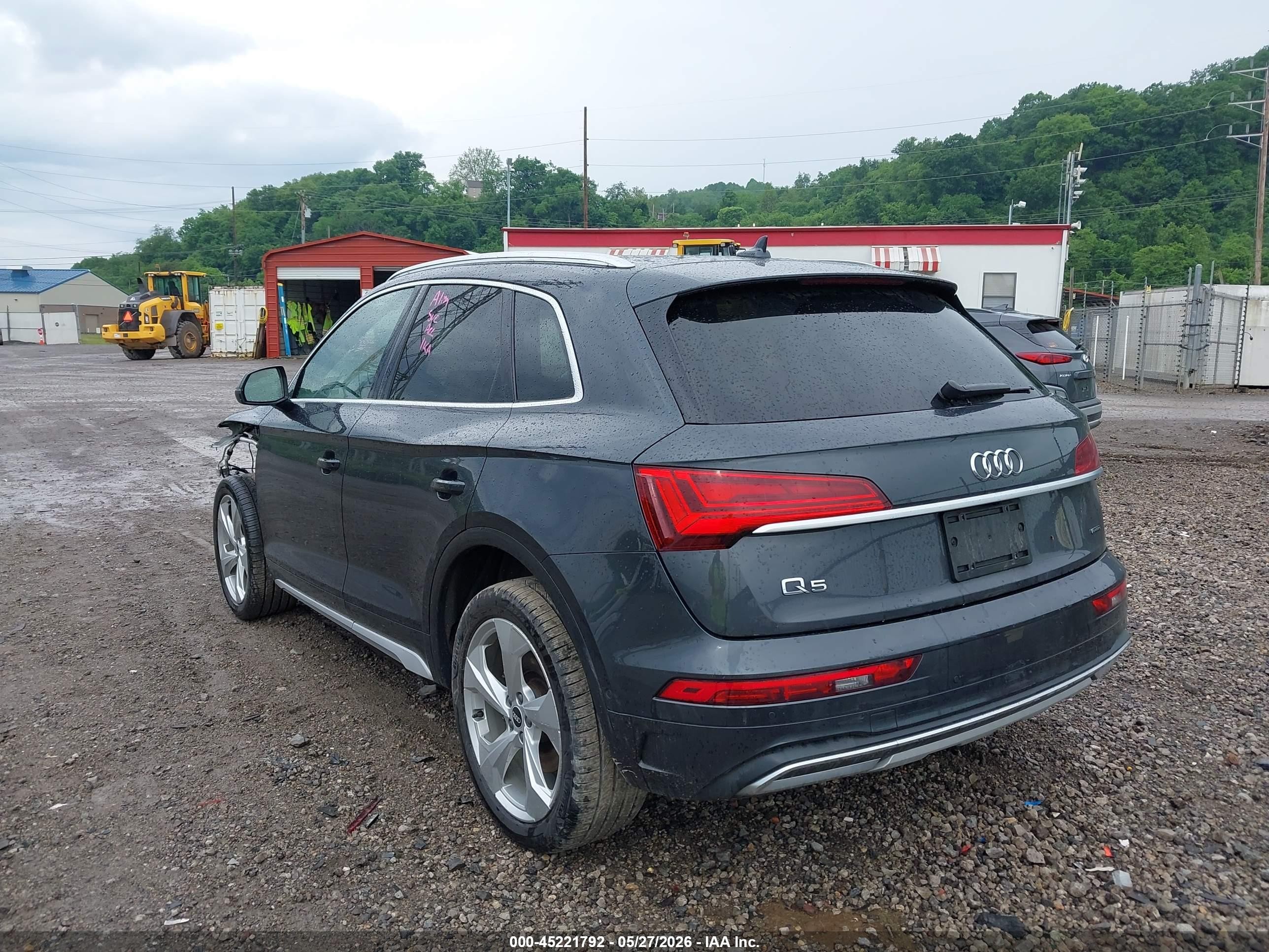 2021 Audi Q5 Prestige 45 Tfsi Quattro S Tronic Gray vin: WA1CAAFY0M2021710