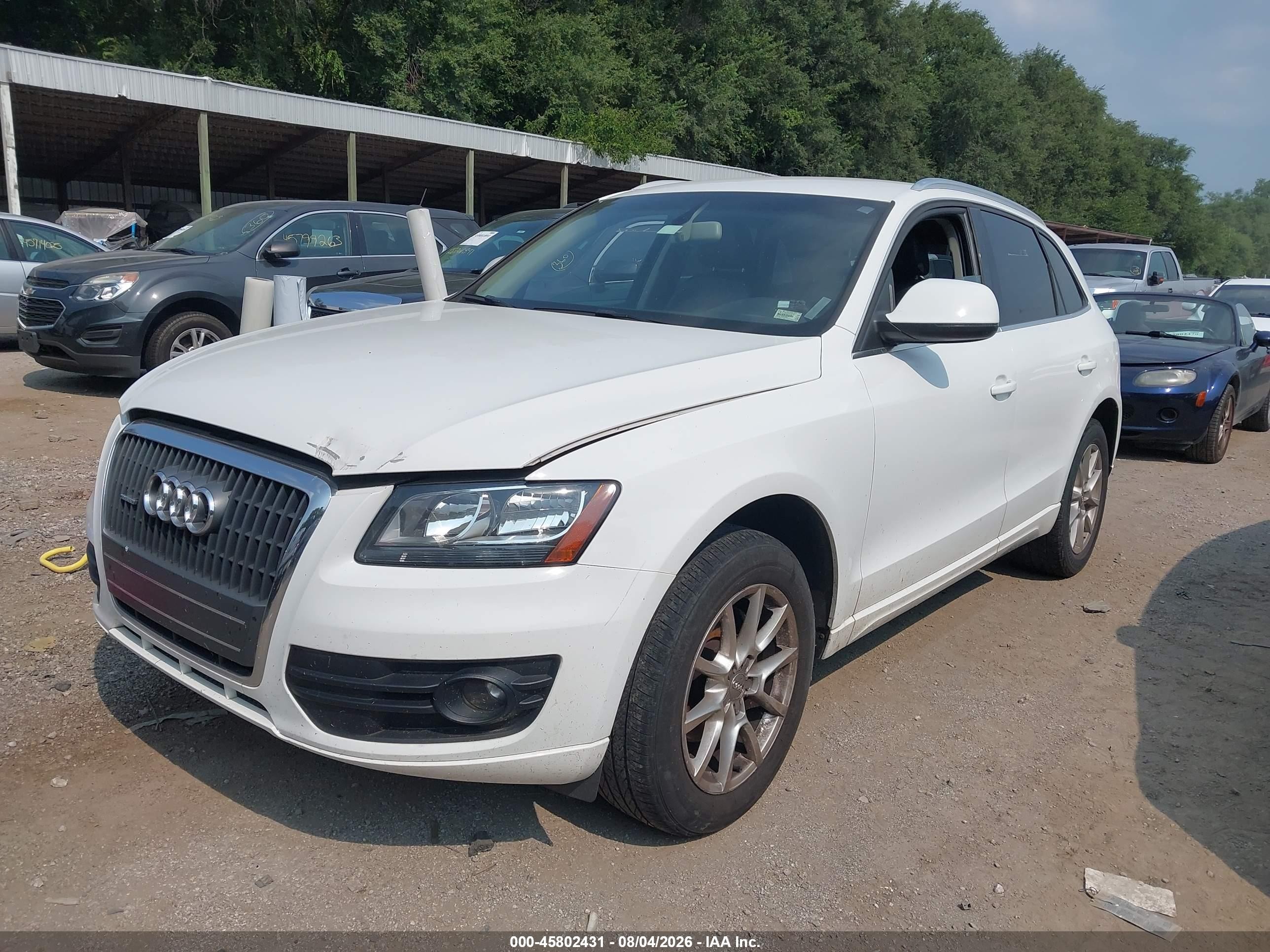2012 Audi Q5 2.0t Premium White vin: WA1CFAFP0CA061475
