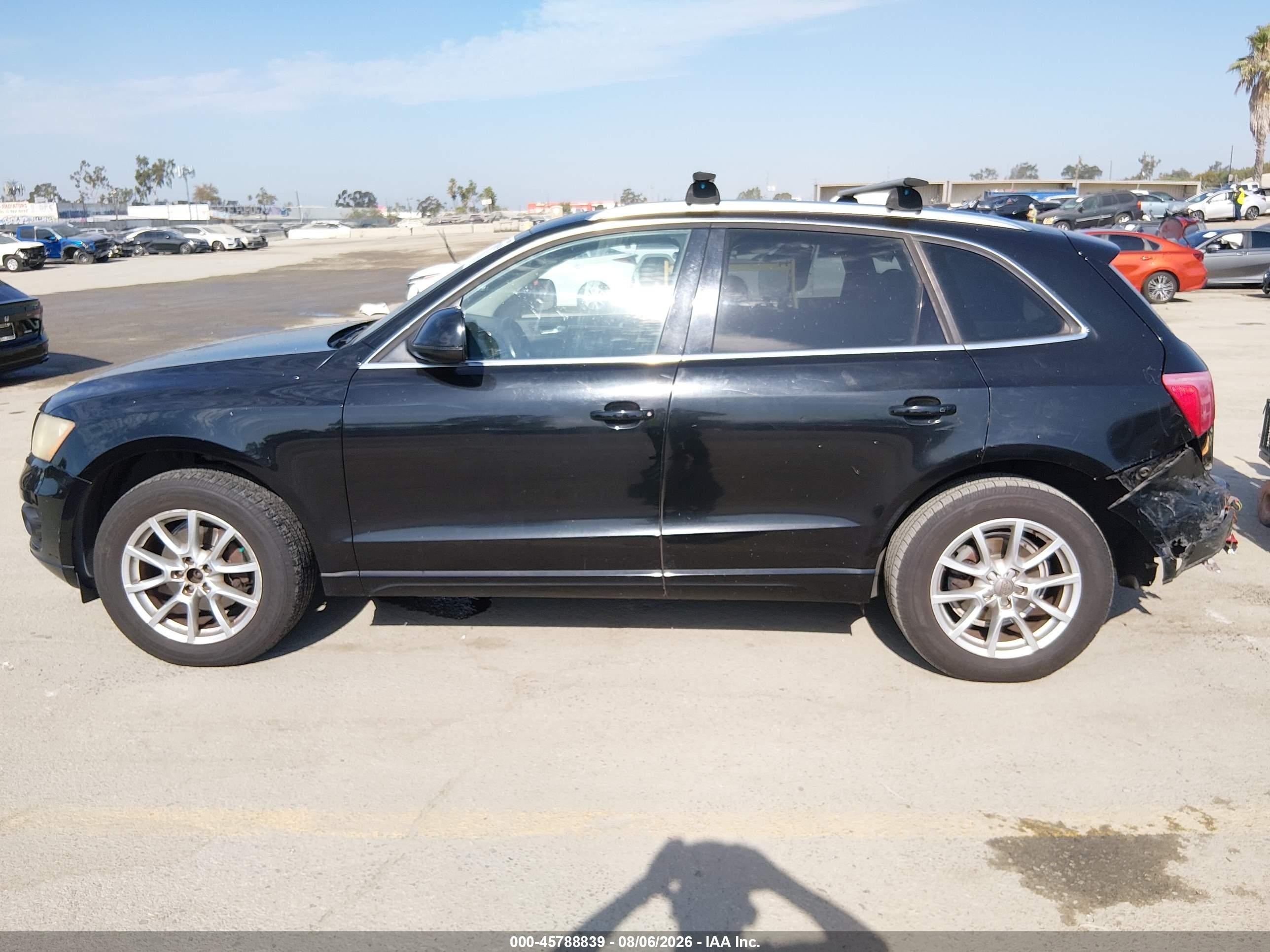 2012 Audi Q5 2.0t Premium Black vin: WA1CFAFP0CA124607