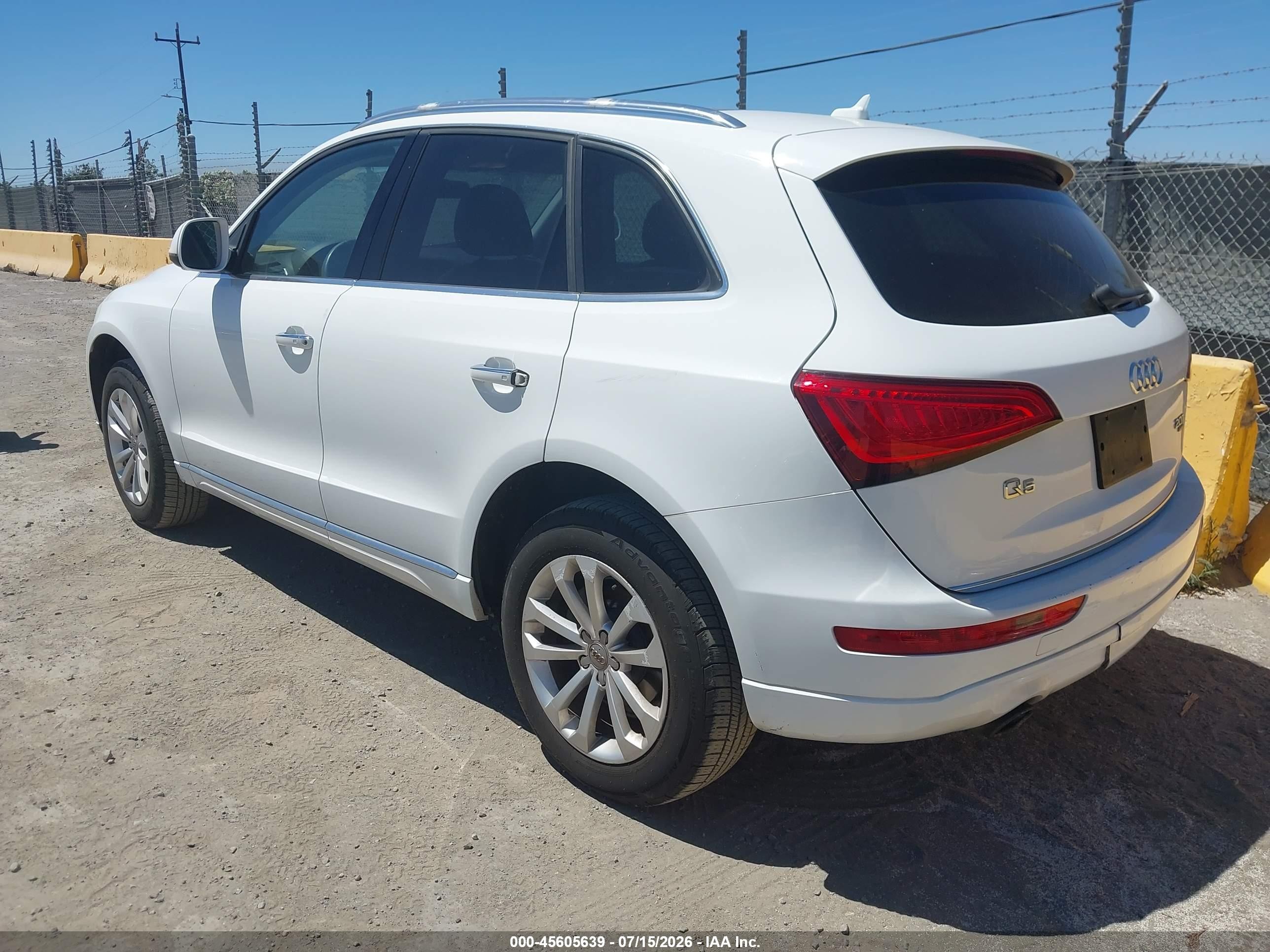 2015 Audi Q5 2.0t Premium White vin: WA1CFAFP0FA045801