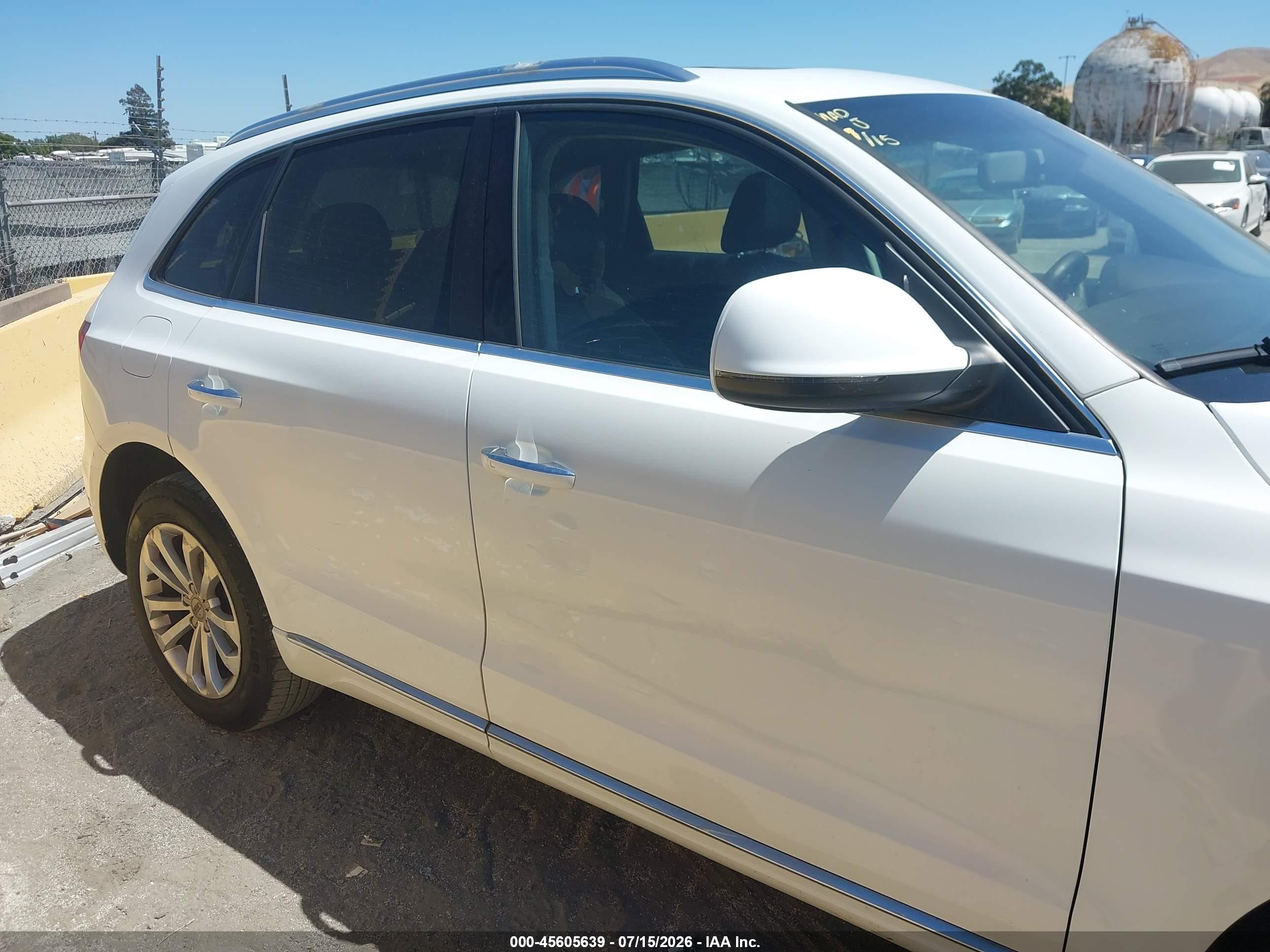 2015 Audi Q5 2.0t Premium White vin: WA1CFAFP0FA045801