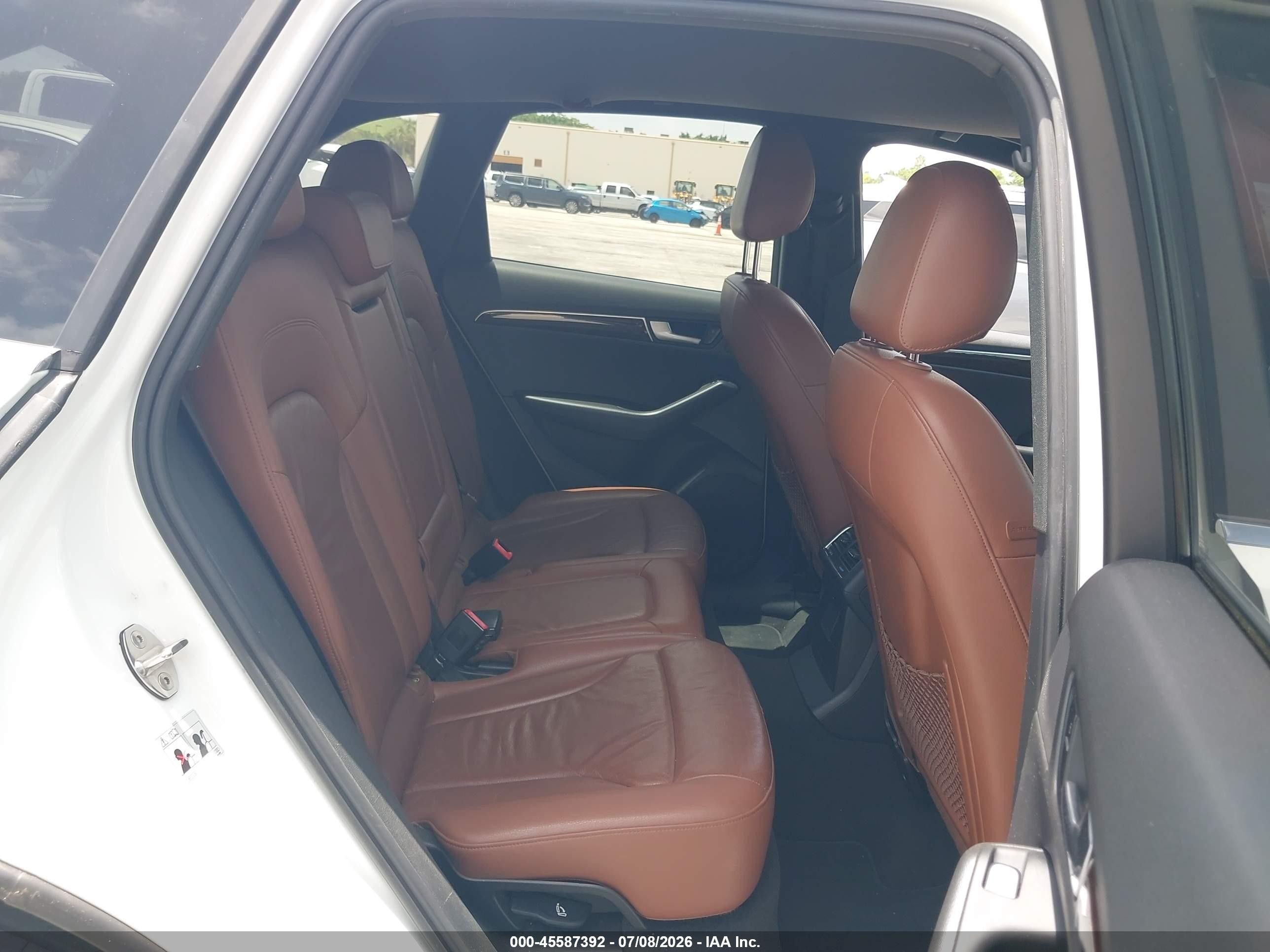 2012 Audi Q5 2.0t Premium White vin: WA1CFAFP1CA138628