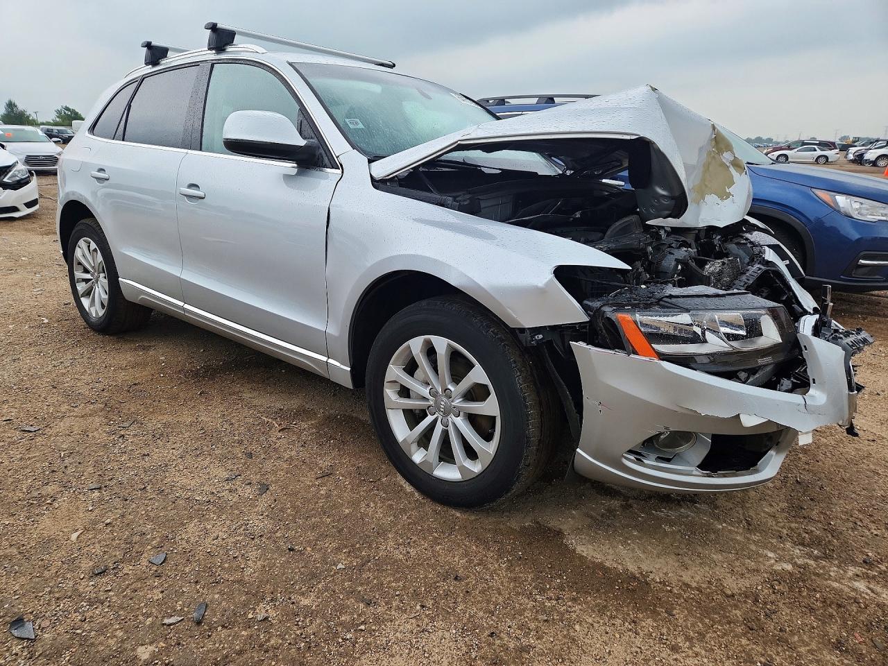 2013 Audi Q5 Premium Silver vin: WA1CFAFP1DA034979