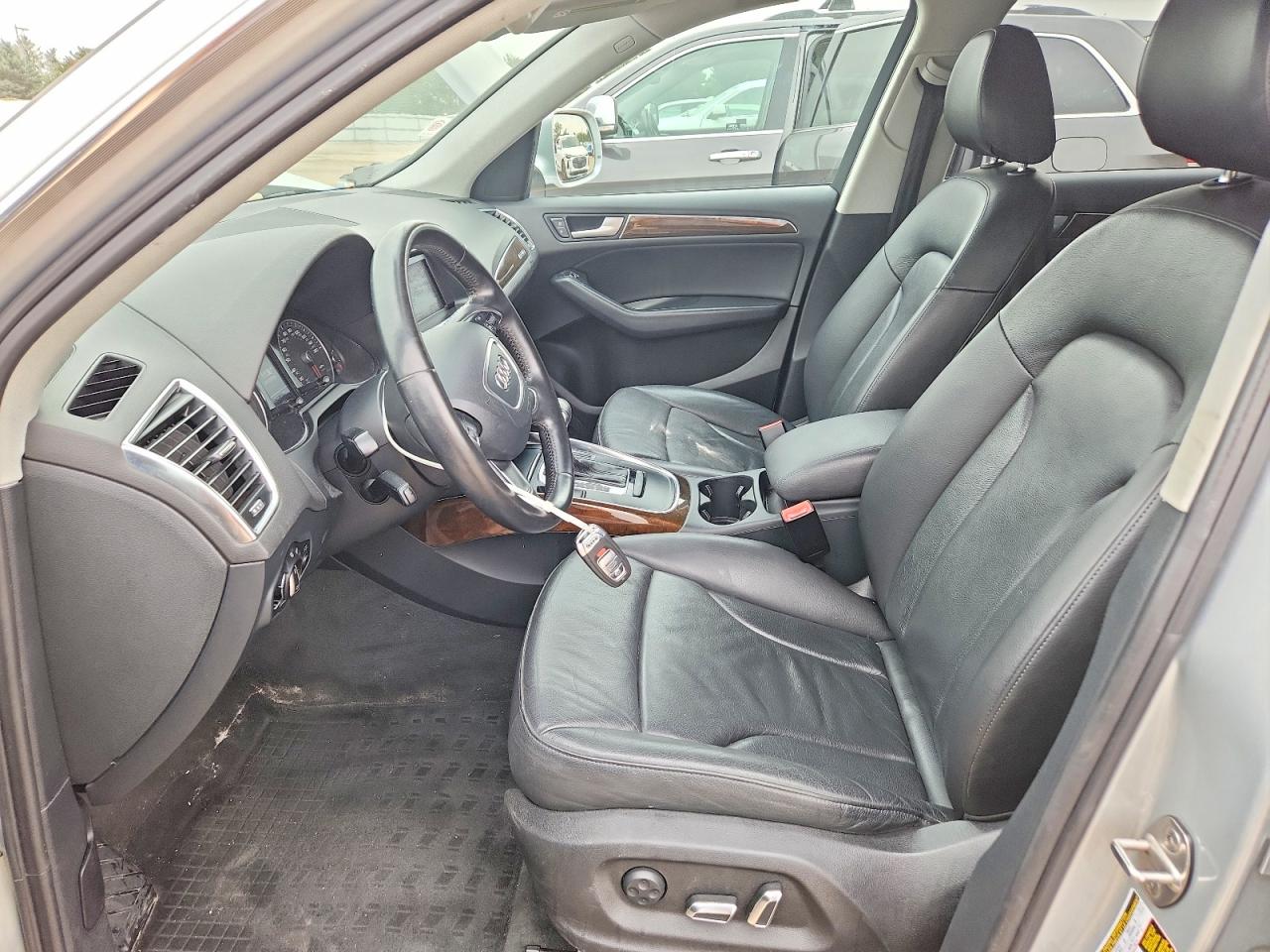 2013 Audi Q5 Premium Silver vin: WA1CFAFP1DA034979