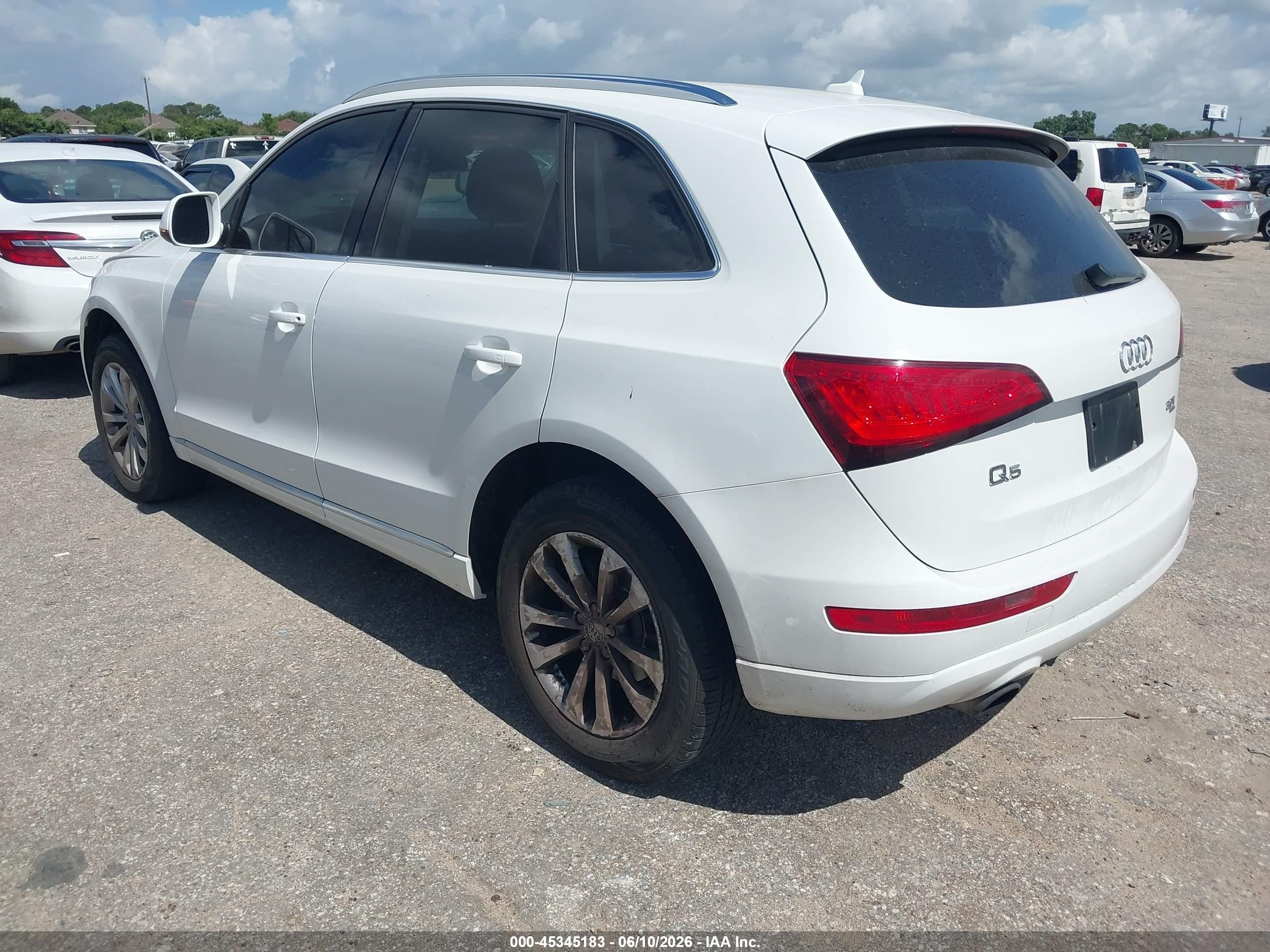 2014 Audi Q5 2.0t Premium White vin: WA1CFAFP1EA072374