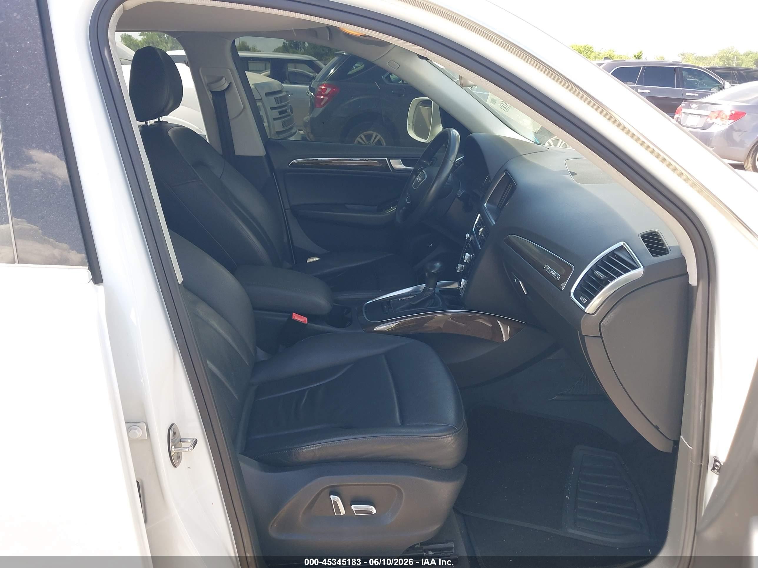 2014 Audi Q5 2.0t Premium White vin: WA1CFAFP1EA072374