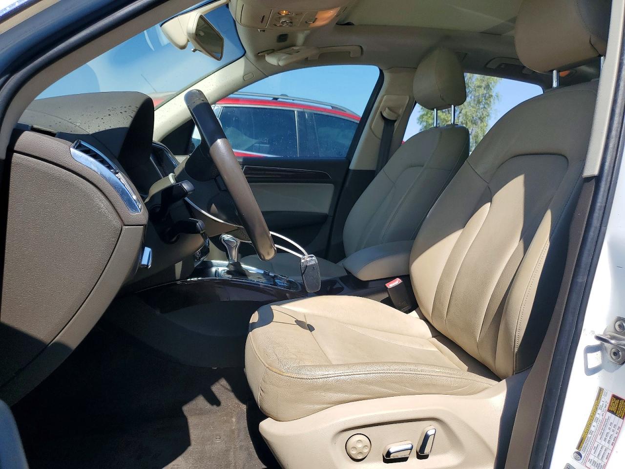 2015 Audi Q5 Premium White vin: WA1CFAFP1FA039876
