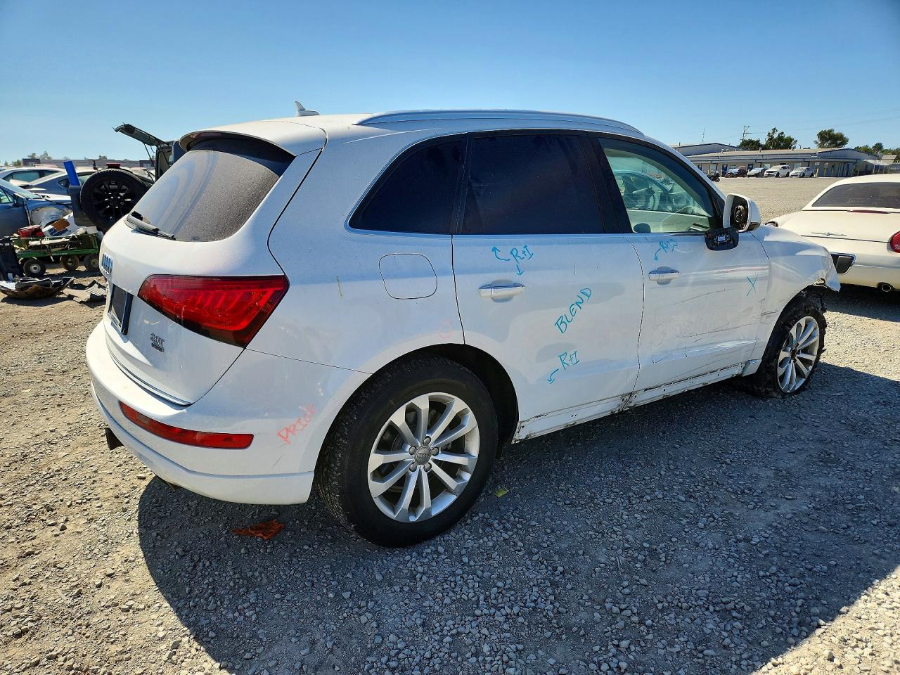 2015 Audi Q5 Premium White vin: WA1CFAFP1FA138990