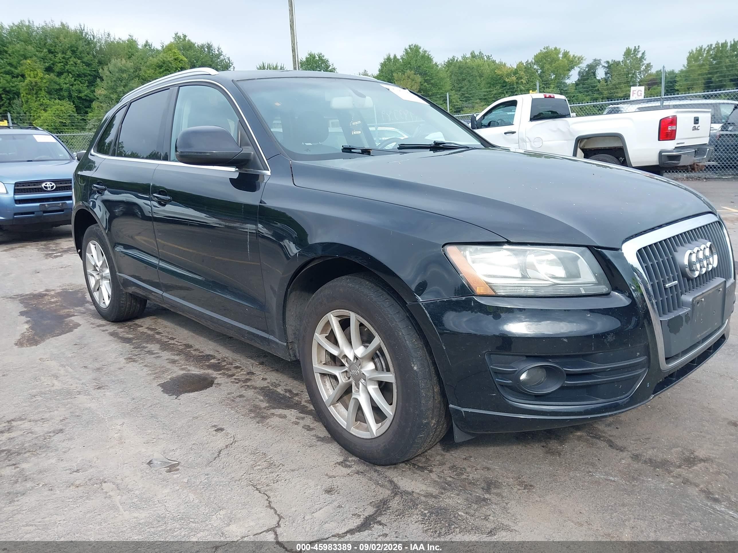 2011 Audi Q5 2.0t Premium Черный vin: WA1CFAFP2BA018223