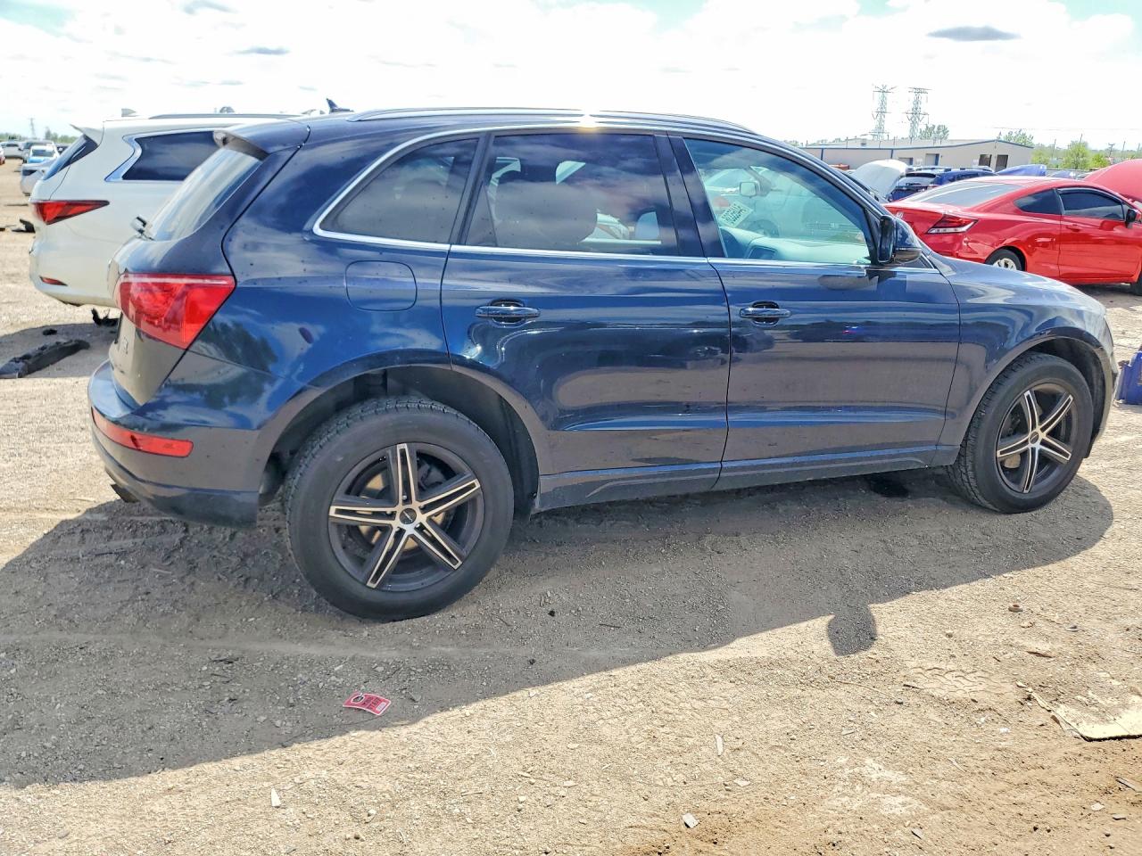 2011 Audi Q5 Premium Серый vin: WA1CFAFP2BA104924