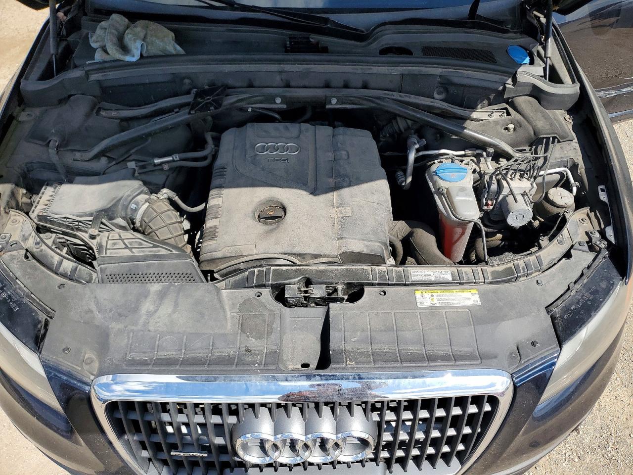 2011 Audi Q5 Premium Серый vin: WA1CFAFP2BA104924