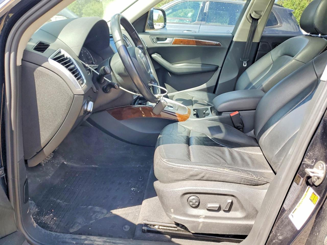 2011 Audi Q5 Premium Серый vin: WA1CFAFP2BA104924