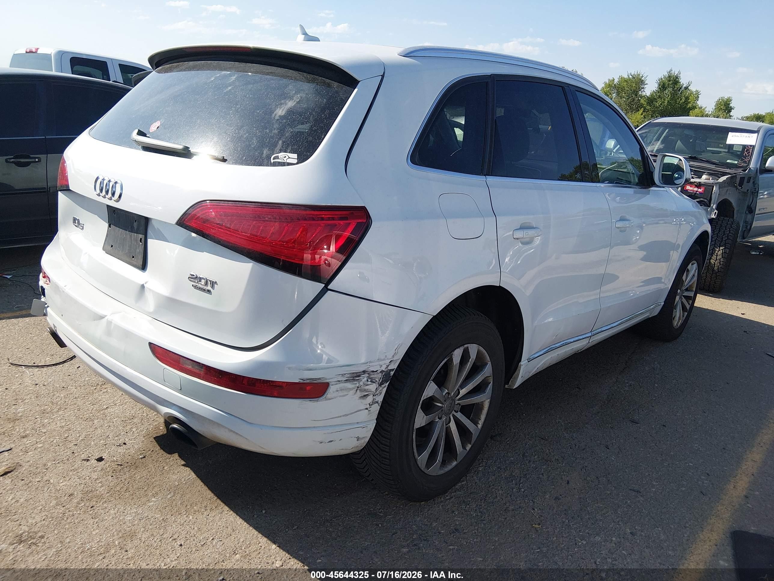 2013 Audi Q5 2.0t Premium White vin: WA1CFAFP2DA067795