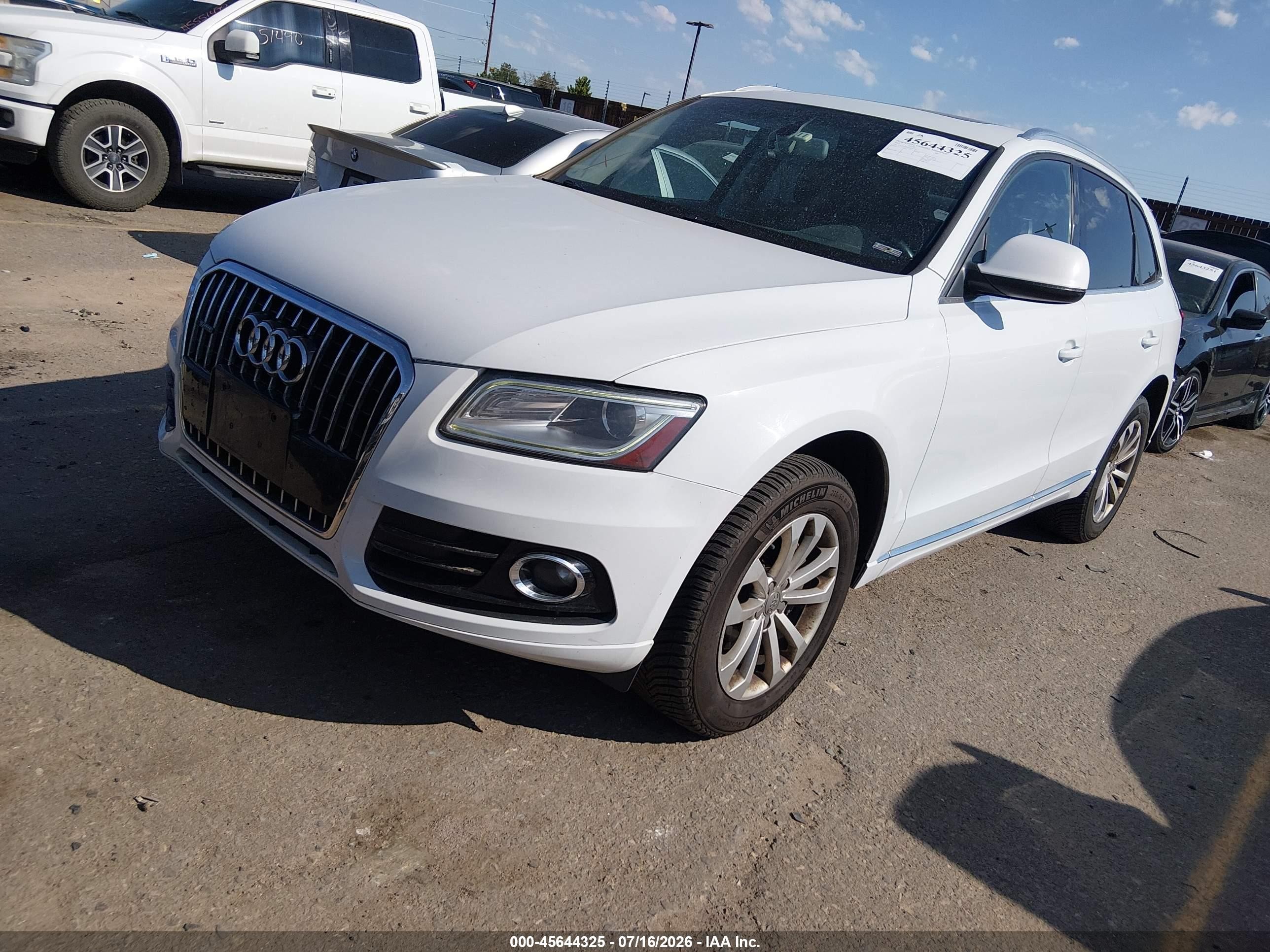 2013 Audi Q5 2.0t Premium White vin: WA1CFAFP2DA067795
