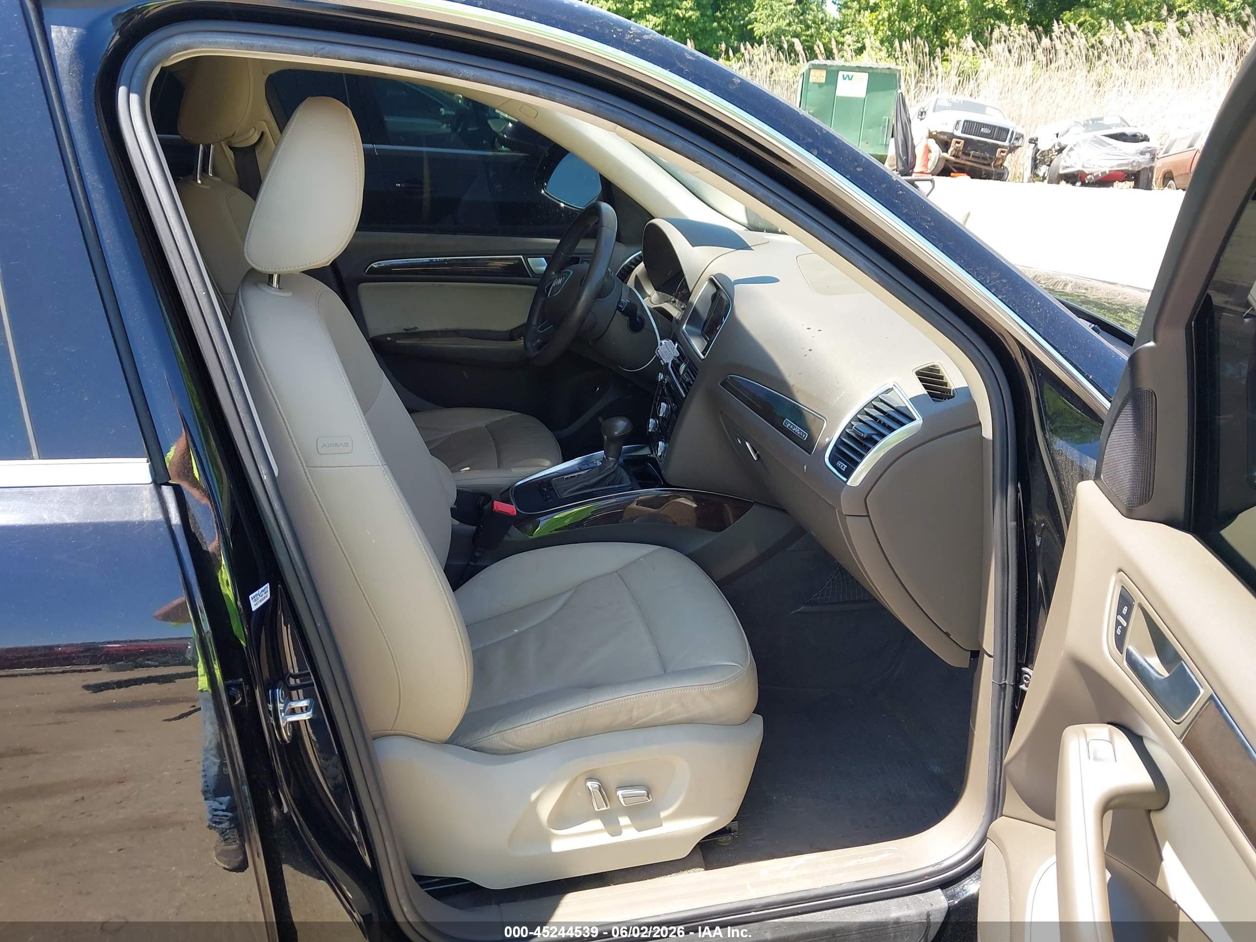2014 Audi Q5 2.0t Premium Black vin: WA1CFAFP2EA053171
