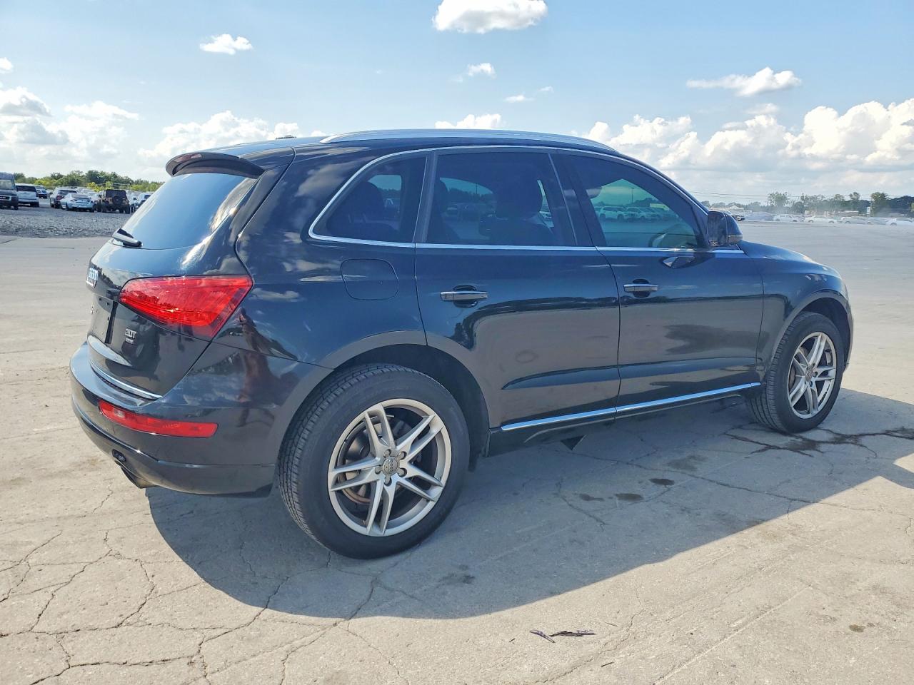 2015 Audi Q5 Premium Black vin: WA1CFAFP2FA047565