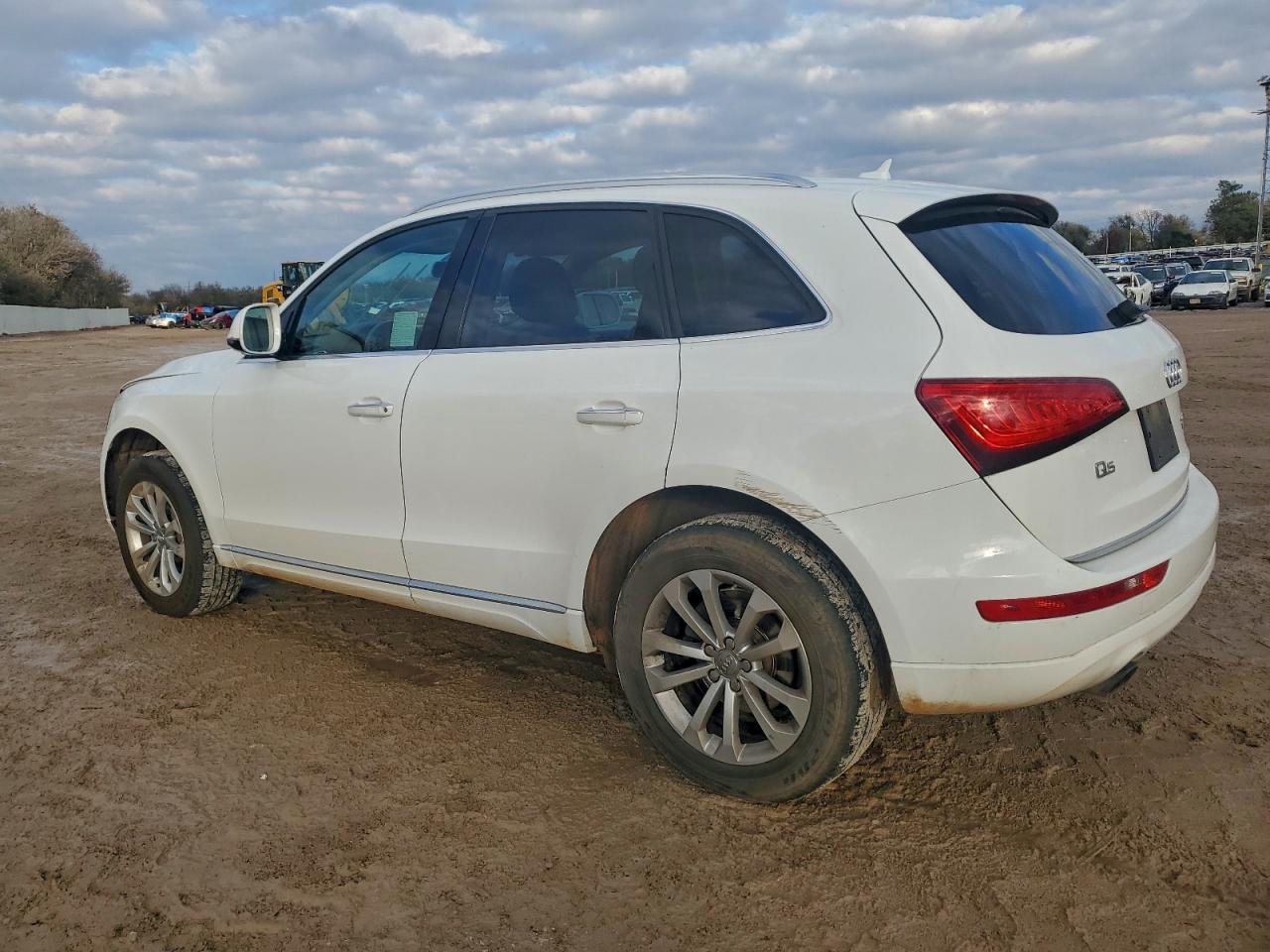 2015 Audi Q5 Premium White vin: WA1CFAFP2FA136391