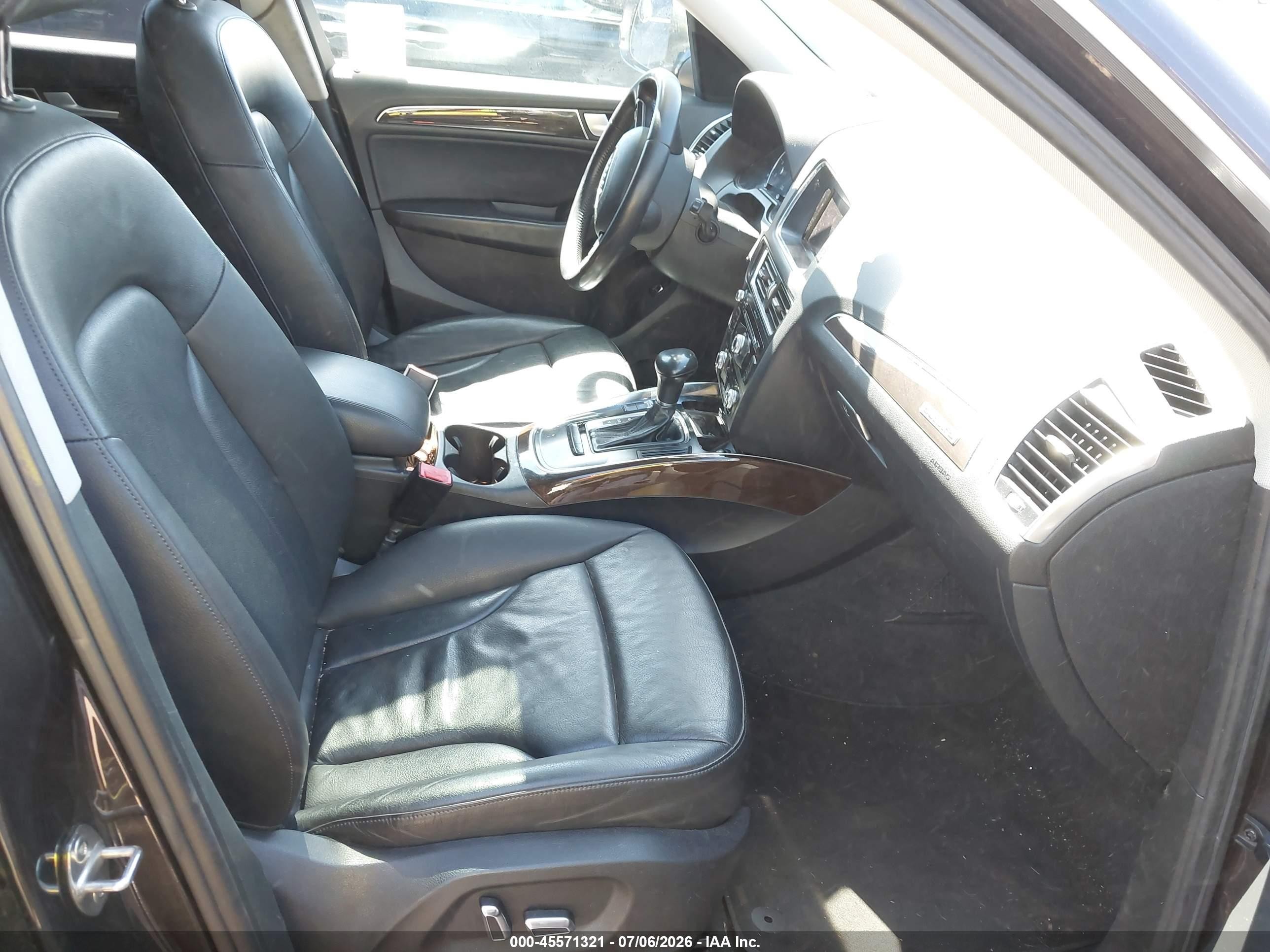 2014 Audi Q5 2.0t Premium Gray vin: WA1CFAFP3EA125253