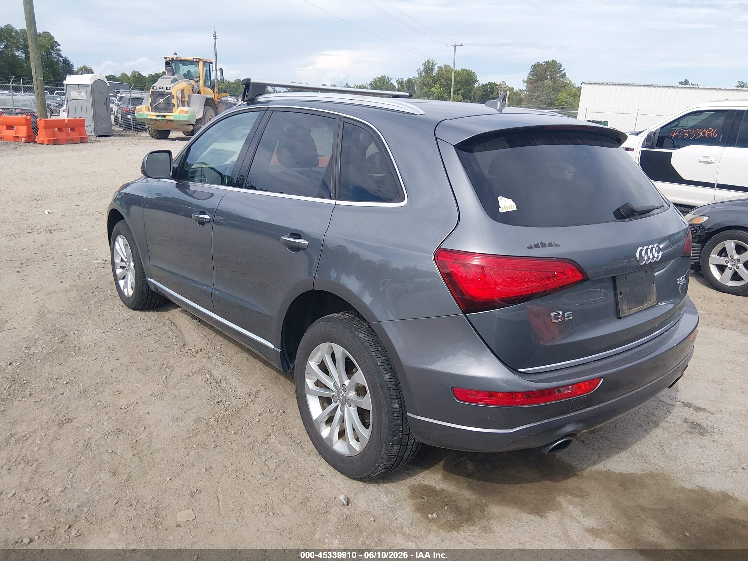 2015 Audi Q5 2.0t Premium Gray vin: WA1CFAFP3FA052628