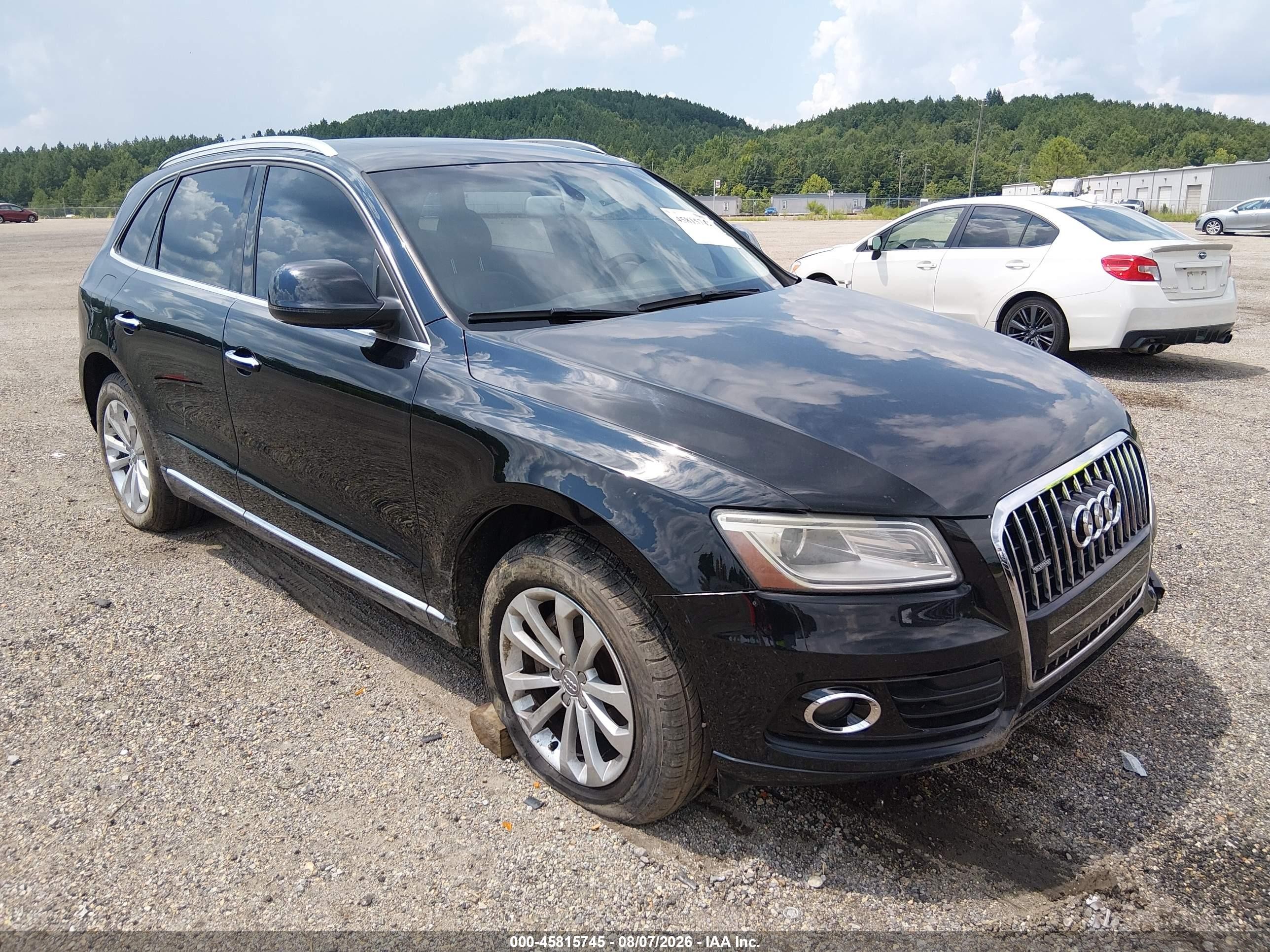 2015 Audi Q5 2.0t Premium Черный vin: WA1CFAFP3FA059465