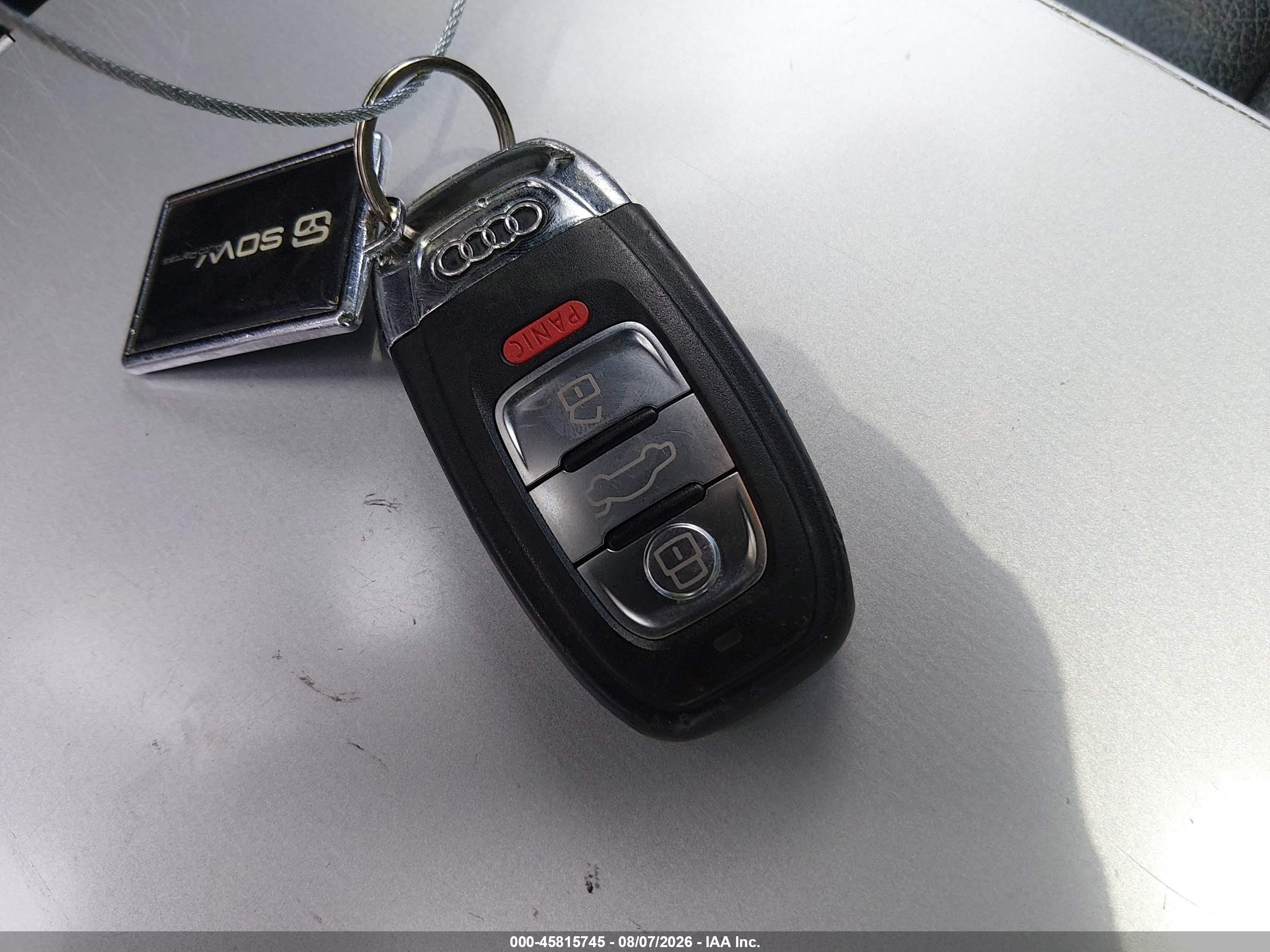 2015 Audi Q5 2.0t Premium Черный vin: WA1CFAFP3FA059465