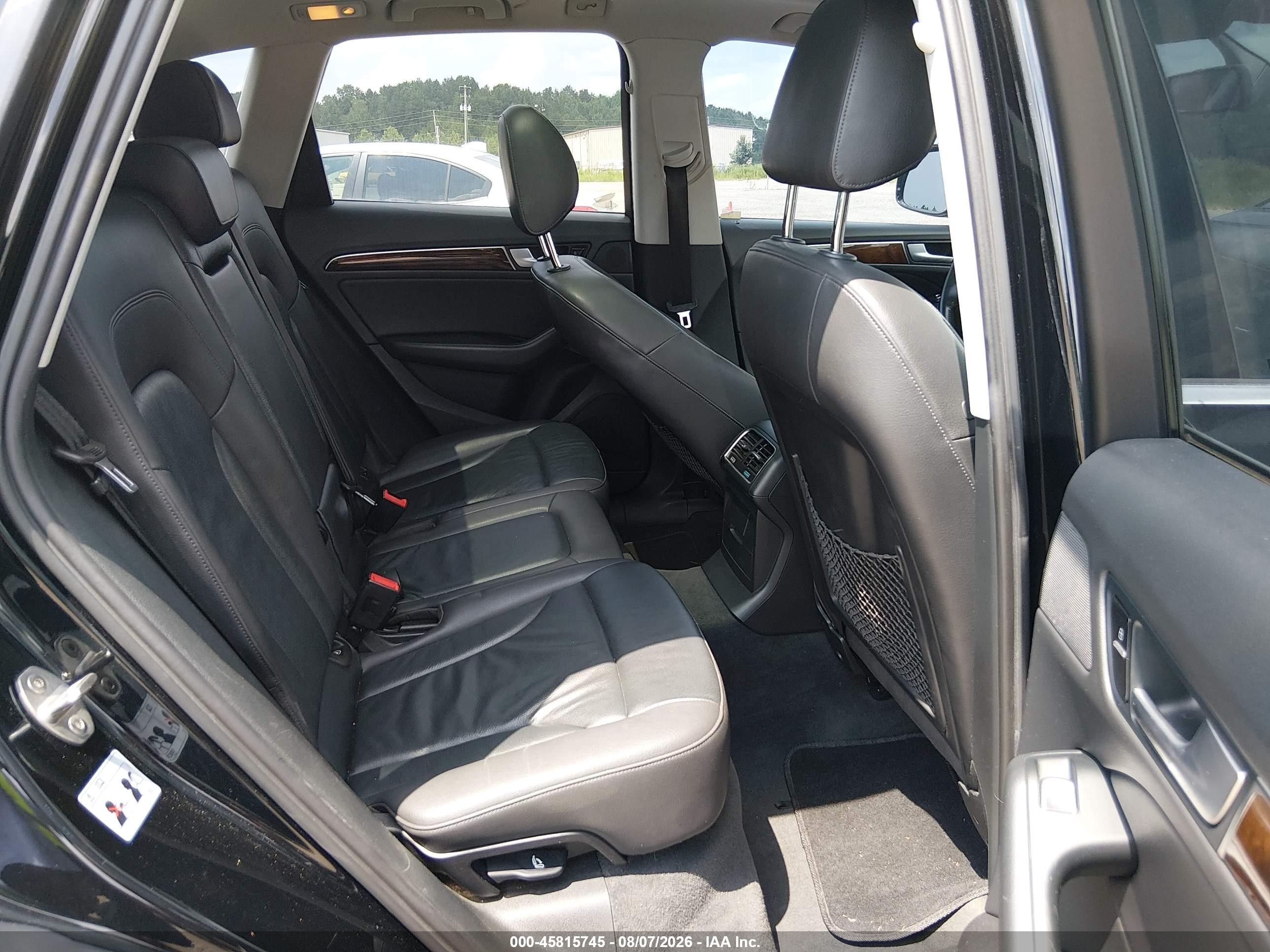 2015 Audi Q5 2.0t Premium Черный vin: WA1CFAFP3FA059465