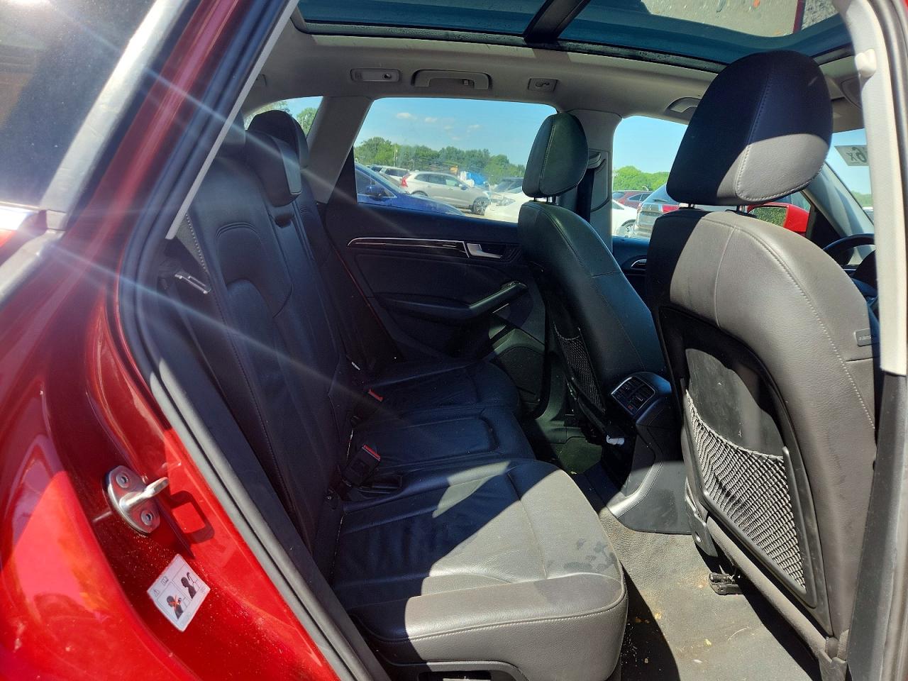 2015 Audi Q5 Premium Red vin: WA1CFAFP3FA143009