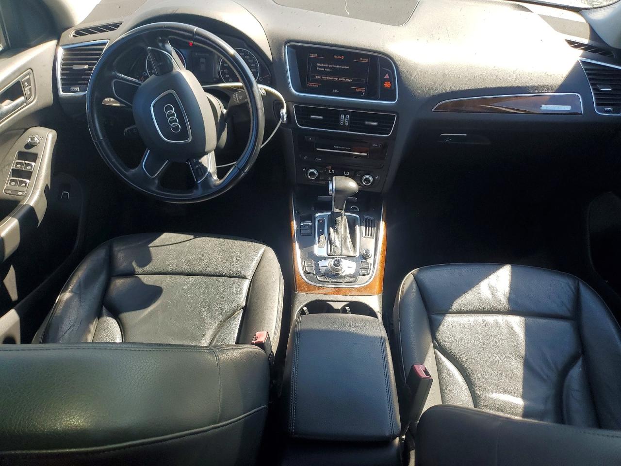 2015 Audi Q5 Premium Серебряный vin: WA1CFAFP4FA052203