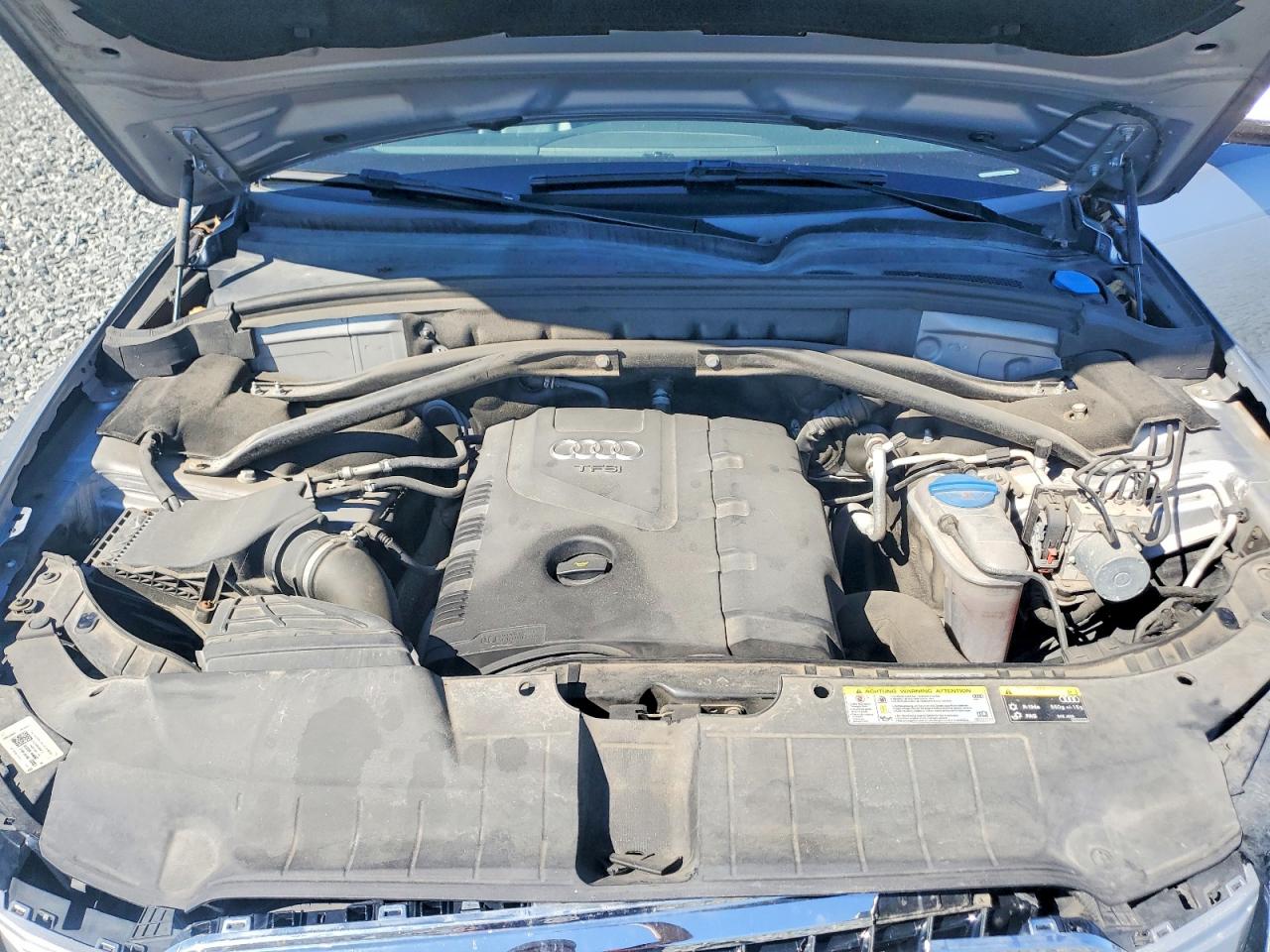 2015 Audi Q5 Premium Серебряный vin: WA1CFAFP4FA052203