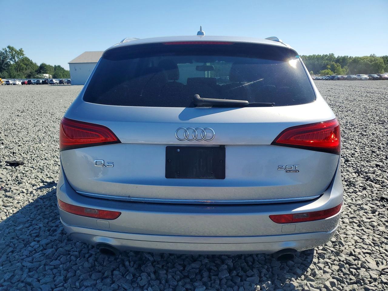 2015 Audi Q5 Premium Серебряный vin: WA1CFAFP4FA052203