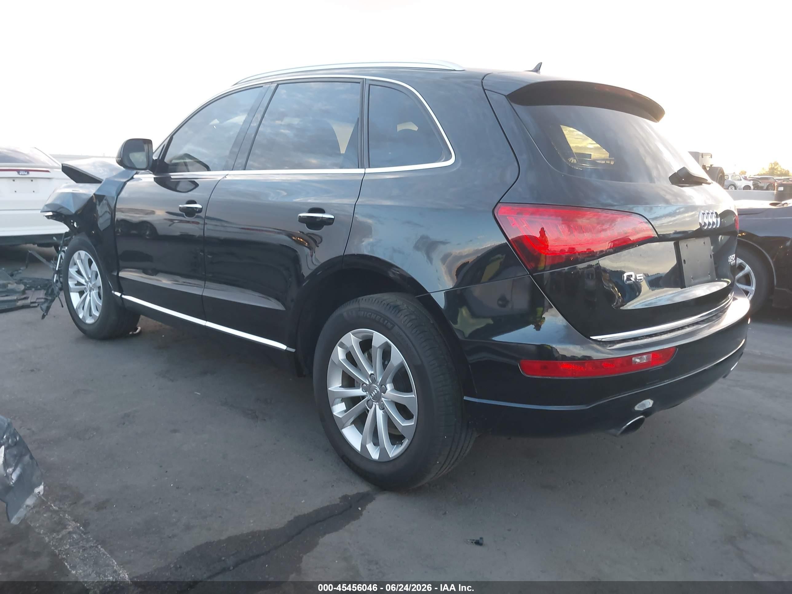 2015 Audi Q5 2.0t Premium Black vin: WA1CFAFP4FA070183