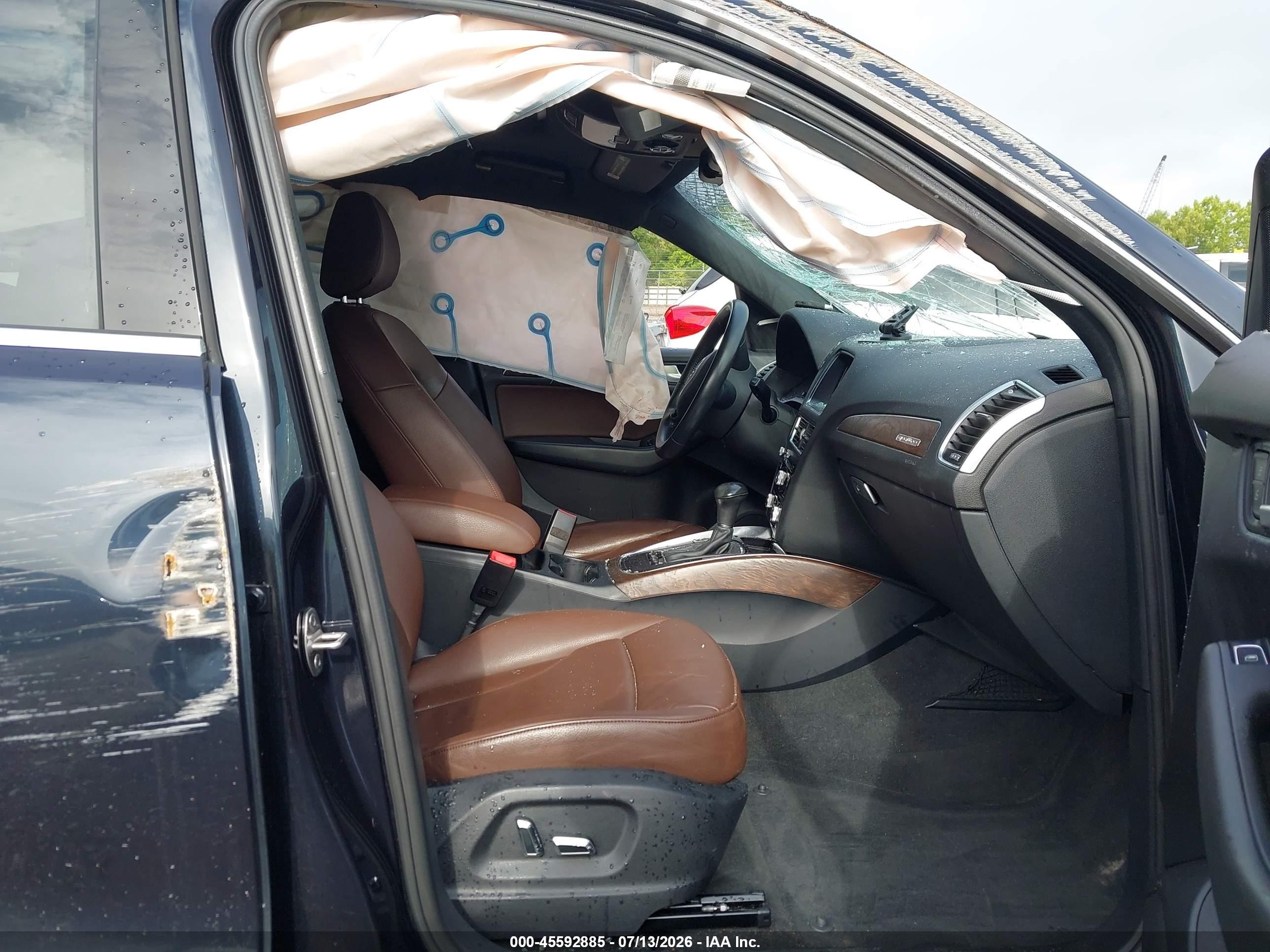 2015 Audi Q5 2.0t Premium Blue vin: WA1CFAFP4FA138966