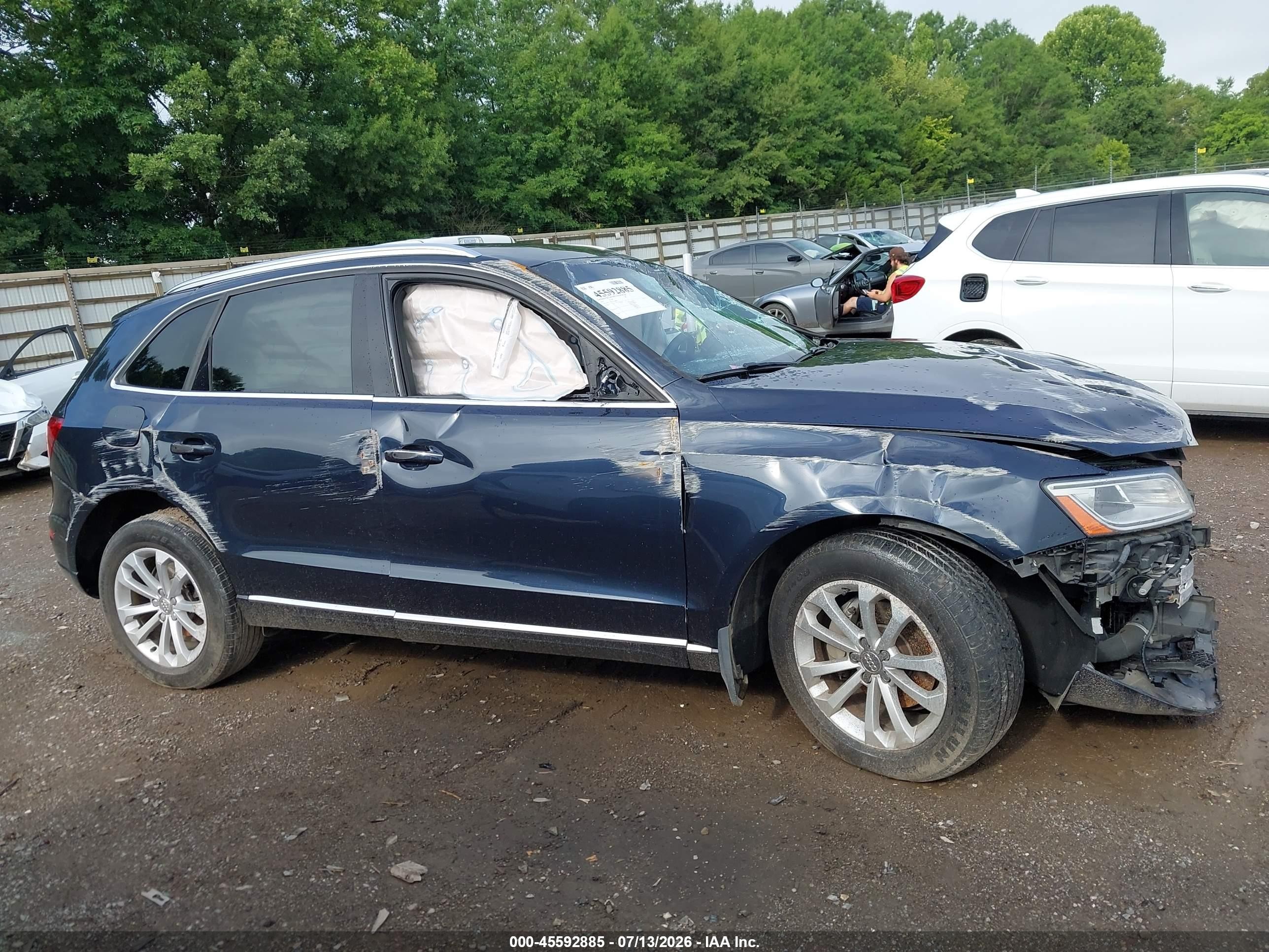 2015 Audi Q5 2.0t Premium Blue vin: WA1CFAFP4FA138966