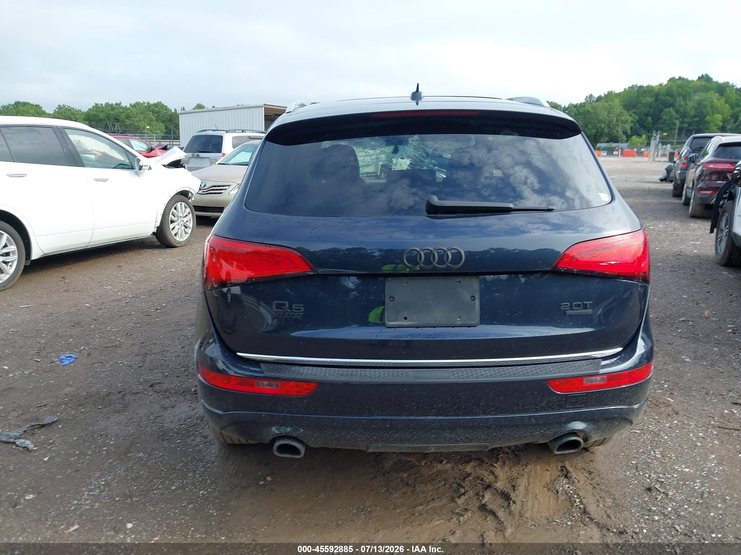 2015 Audi Q5 2.0t Premium Blue vin: WA1CFAFP4FA138966