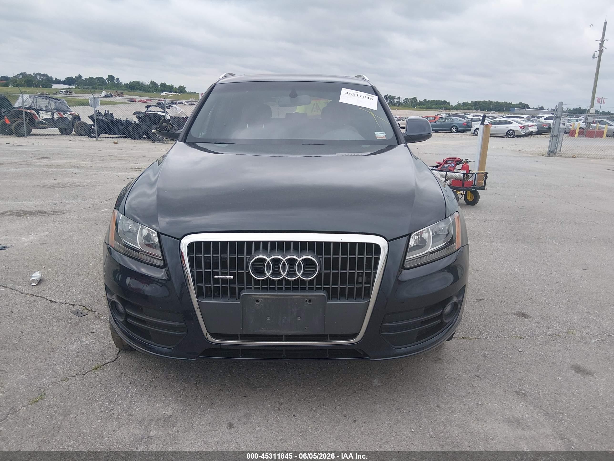 2012 Audi Q5 2.0t Premium Navy vin: WA1CFAFP5CA014524