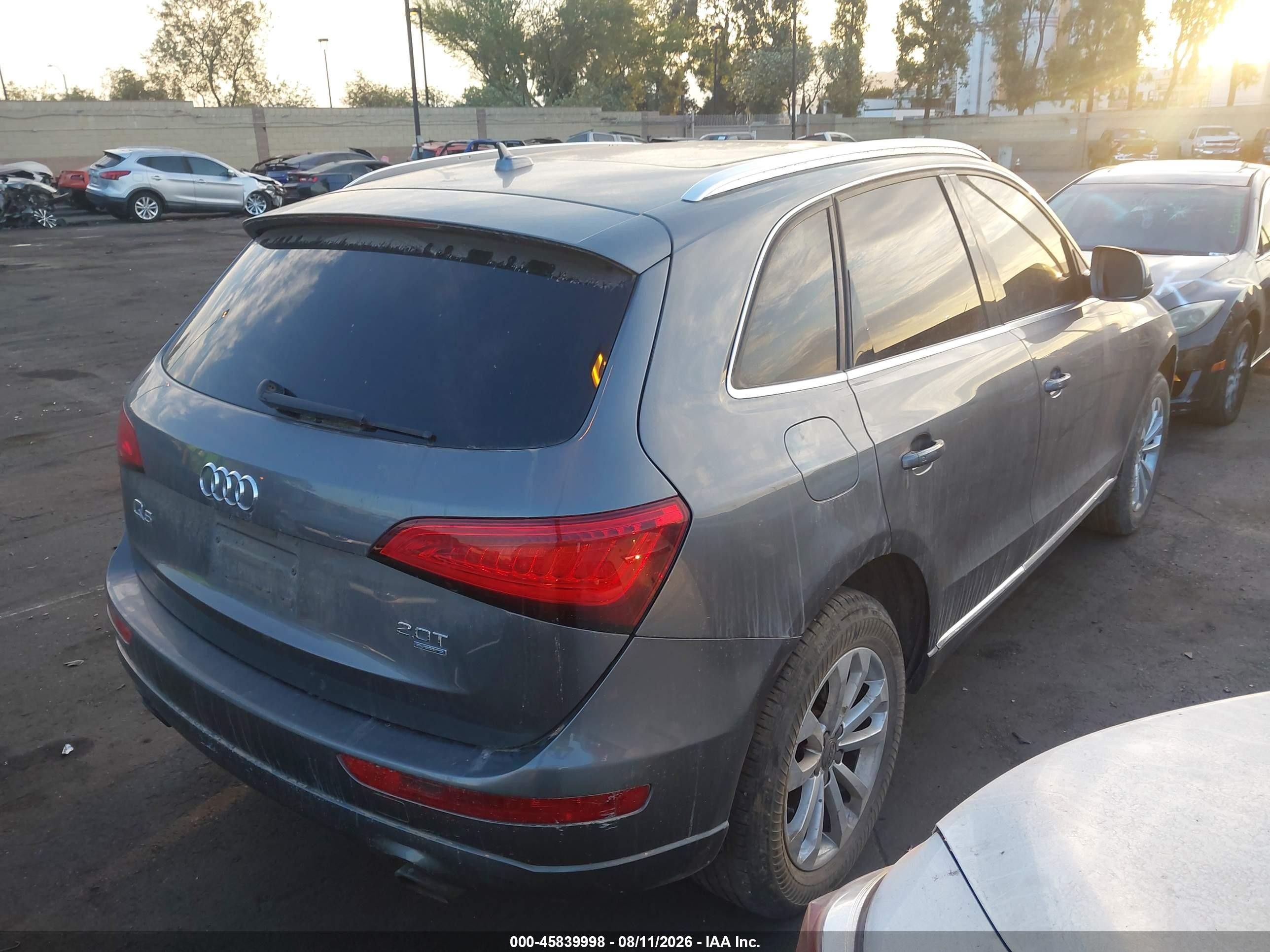 2014 Audi Q5 2.0t Premium Gray vin: WA1CFAFP5EA012131