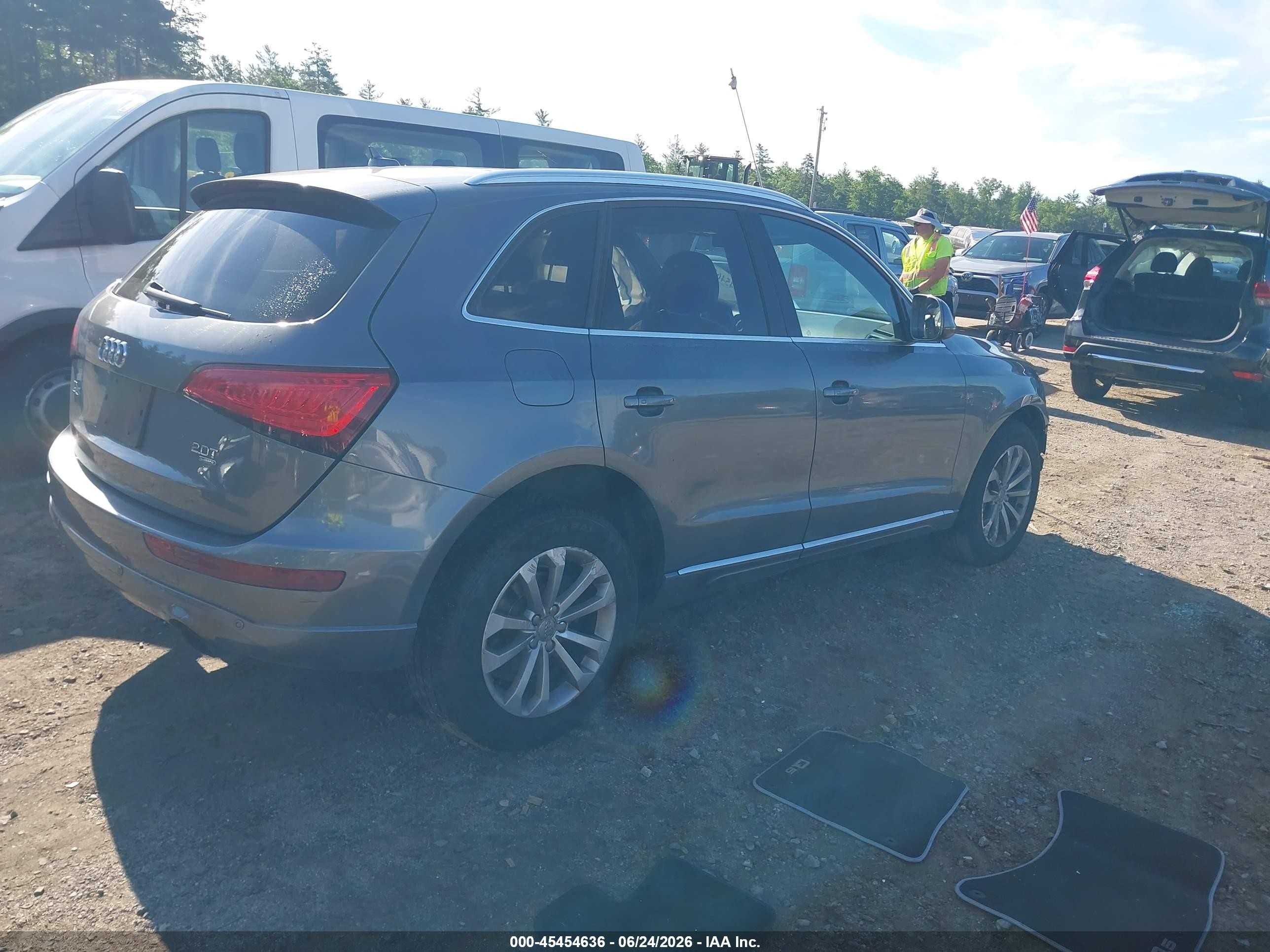 2014 Audi Q5 2.0t Premium Gray vin: WA1CFAFP5EA096788