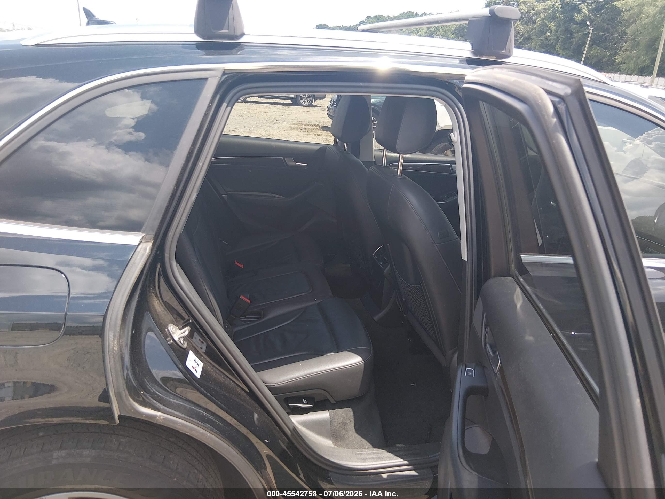 2014 Audi Q5 2.0t Premium Black vin: WA1CFAFP5EA111774