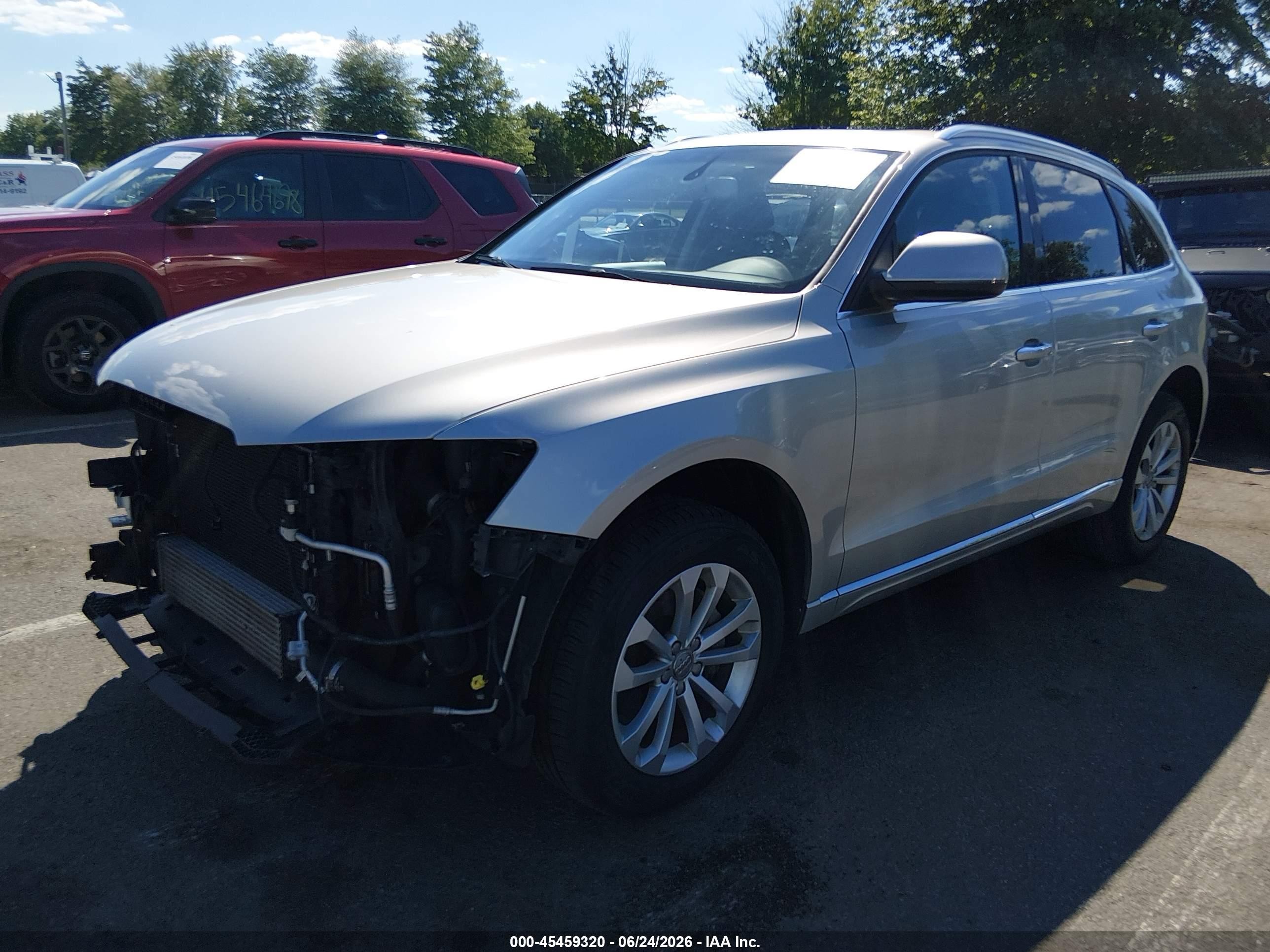 2015 Audi Q5 2.0t Premium Бежевый vin: WA1CFAFP5FA028895