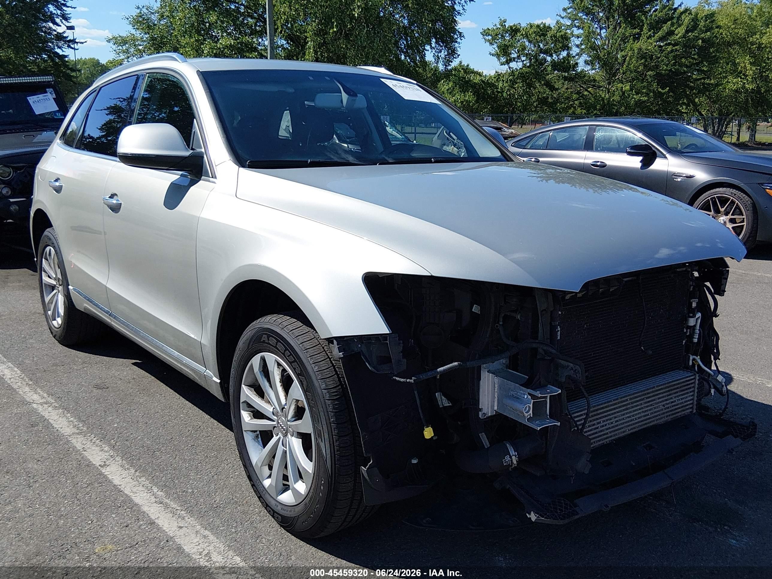 2015 Audi Q5 2.0t Premium Бежевый vin: WA1CFAFP5FA028895