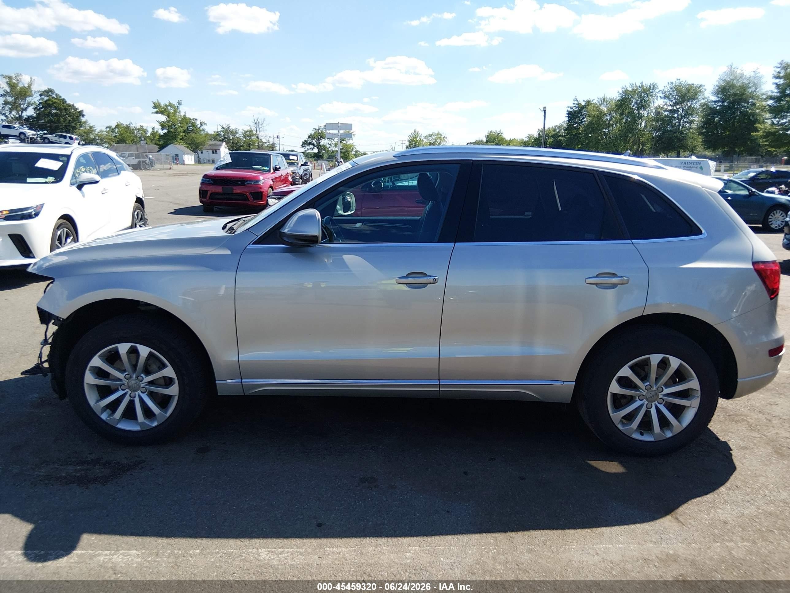 2015 Audi Q5 2.0t Premium Бежевый vin: WA1CFAFP5FA028895