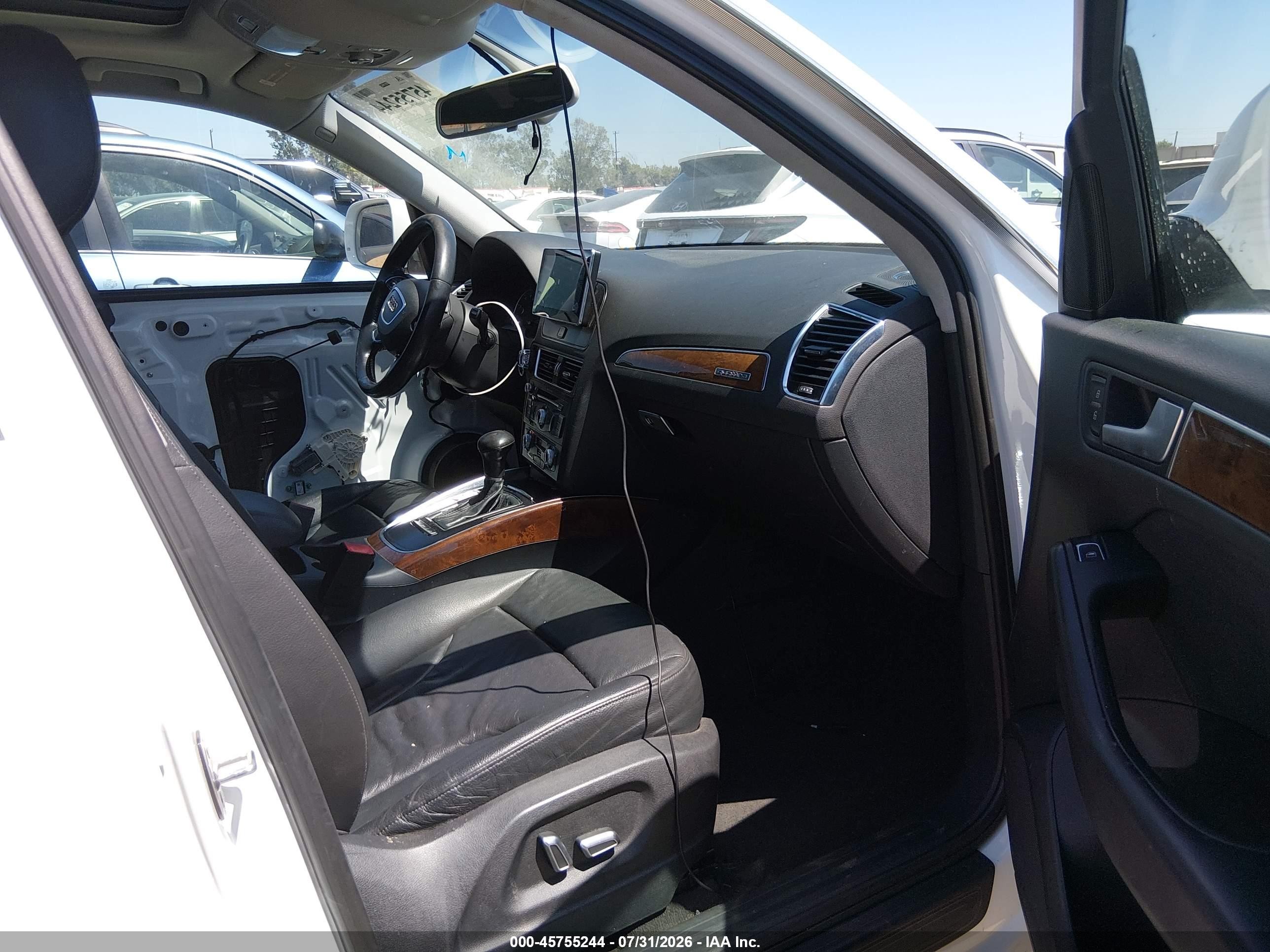 2015 Audi Q5 2.0t Premium White vin: WA1CFAFP5FA041985