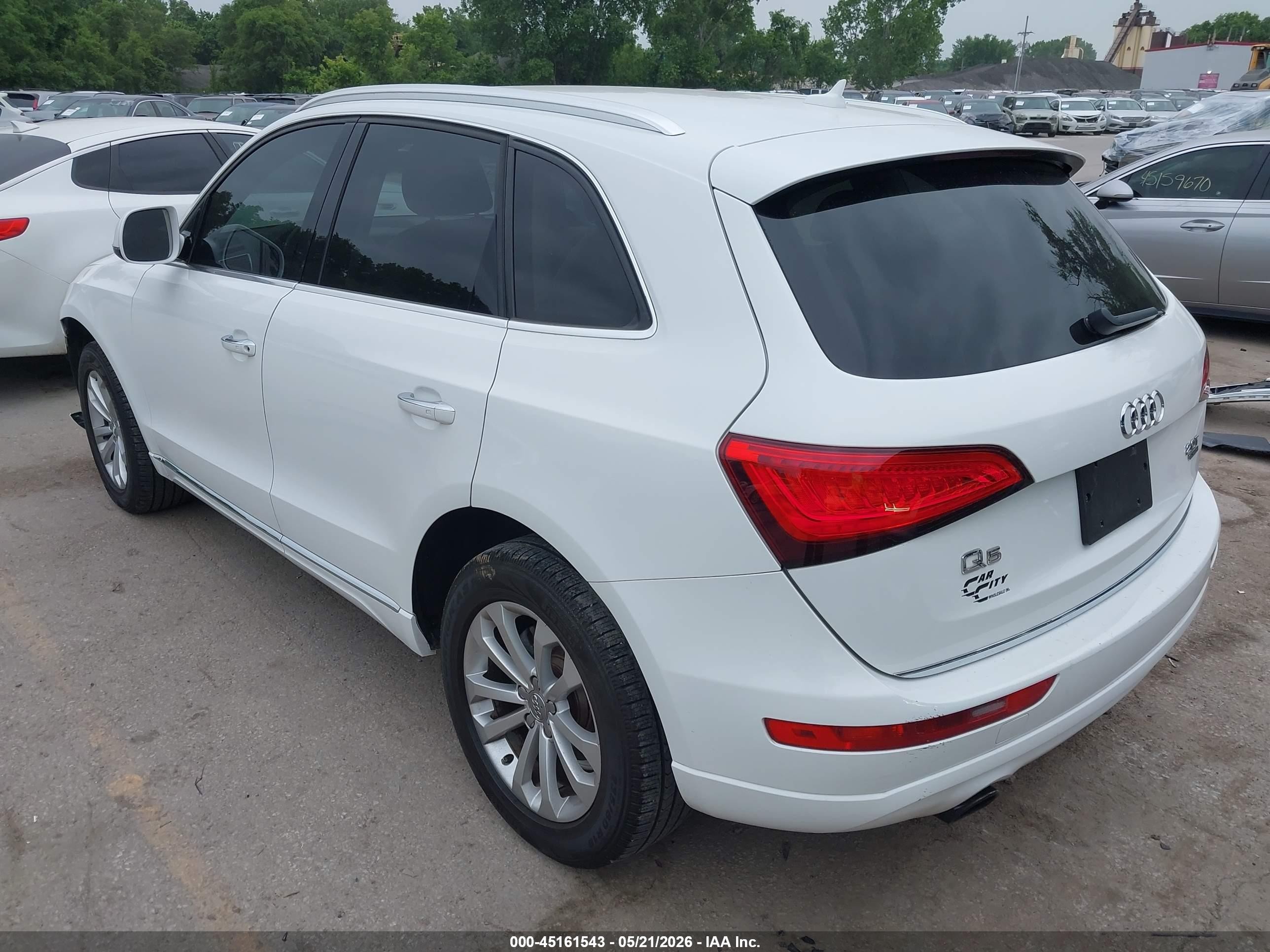 2015 Audi Q5 2.0t Premium White vin: WA1CFAFP5FA068734