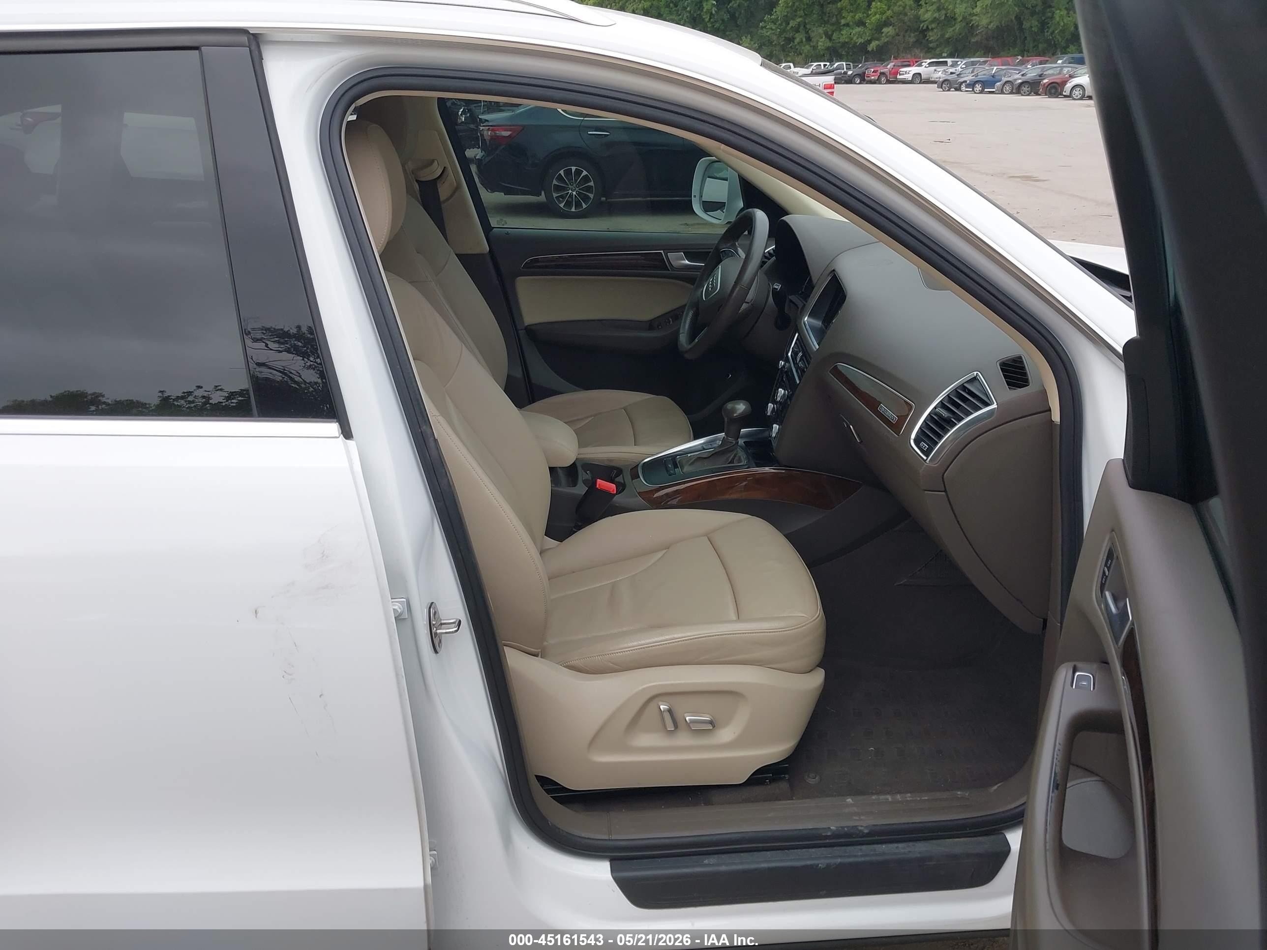 2015 Audi Q5 2.0t Premium White vin: WA1CFAFP5FA068734