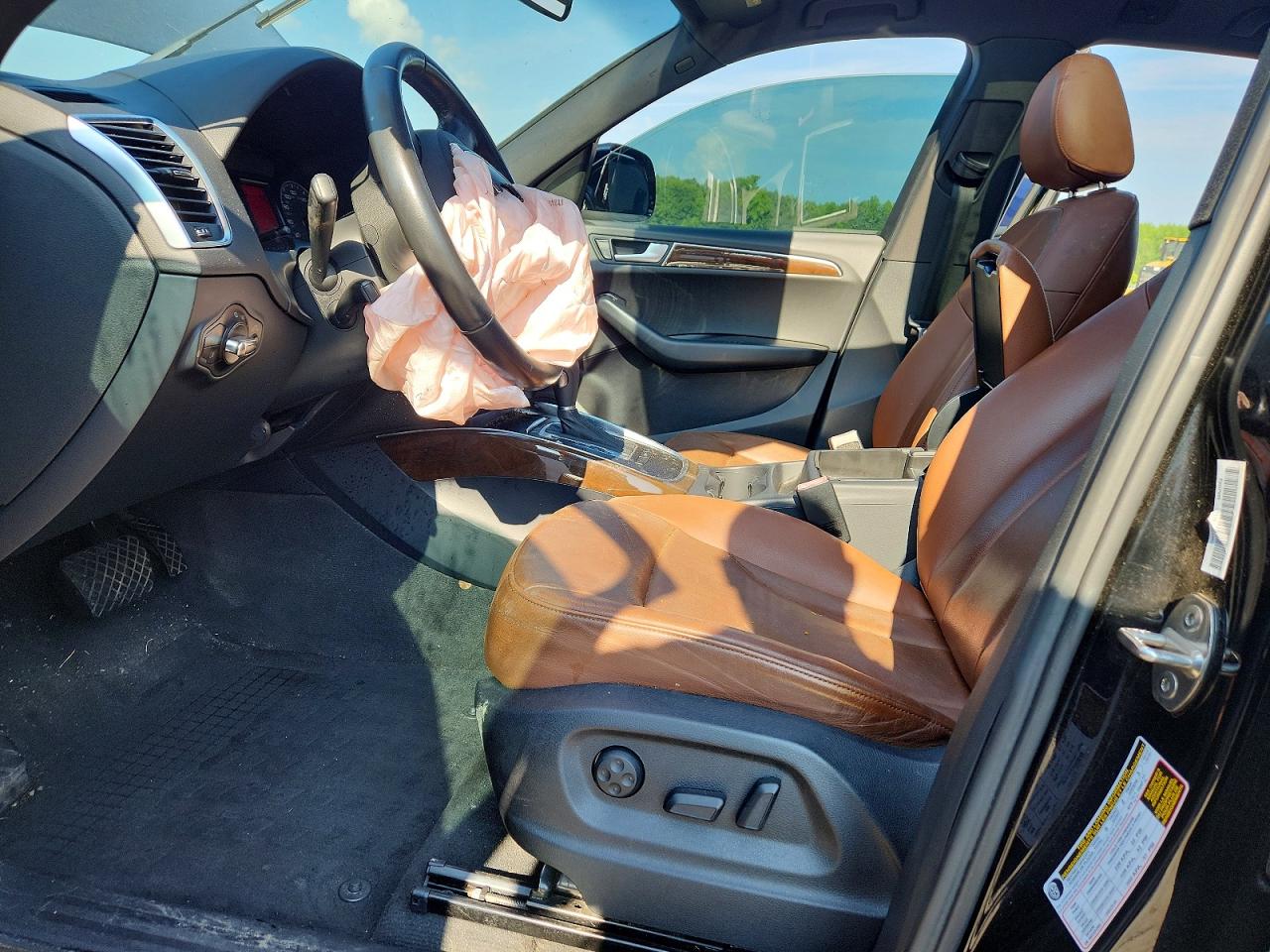 2011 Audi Q5 Premium Черный vin: WA1CFAFP6BA046977